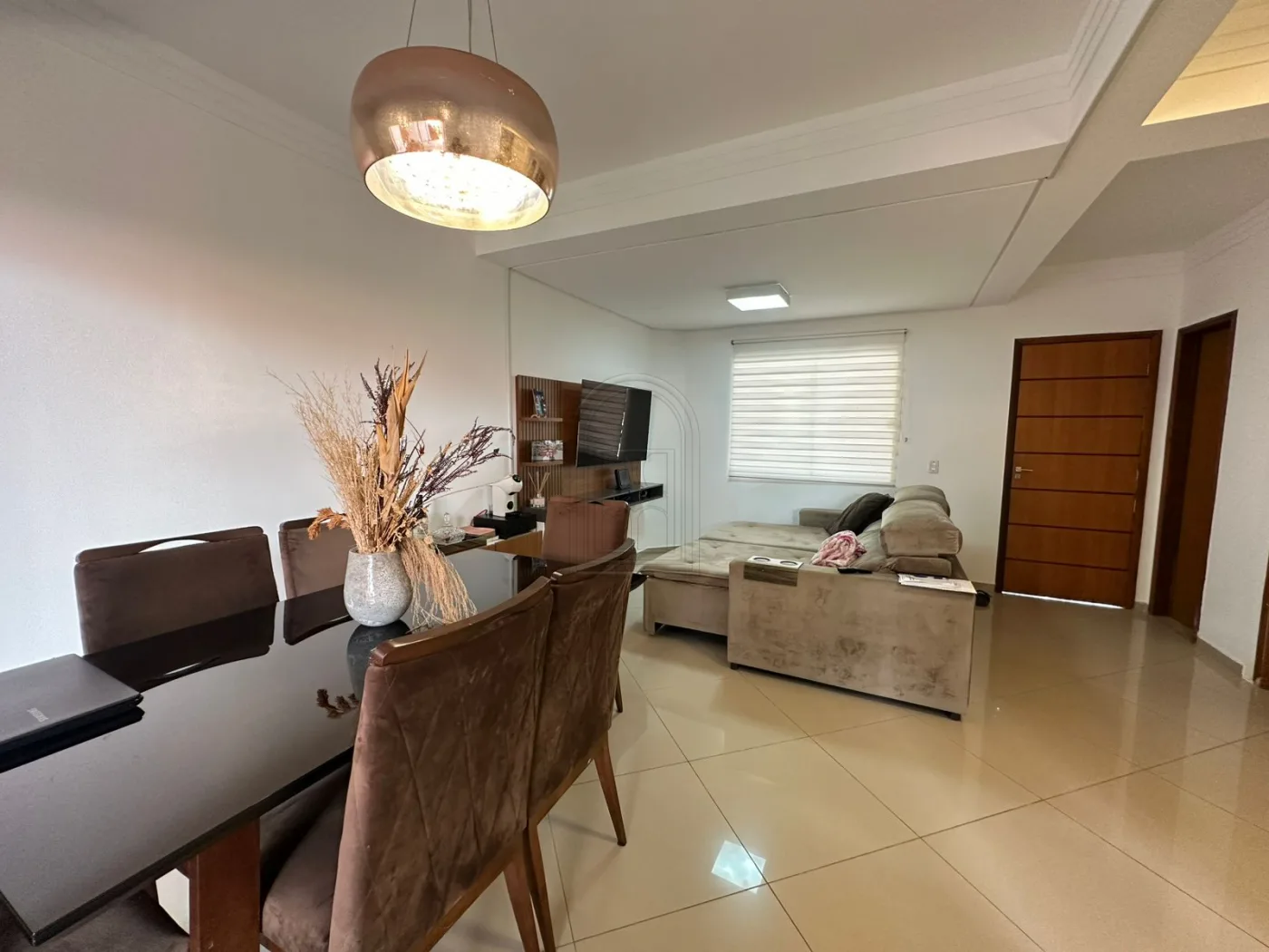 Comprar Casa / Condom&iacute;nio em Londrina R$ 595.000,00 - Foto 2