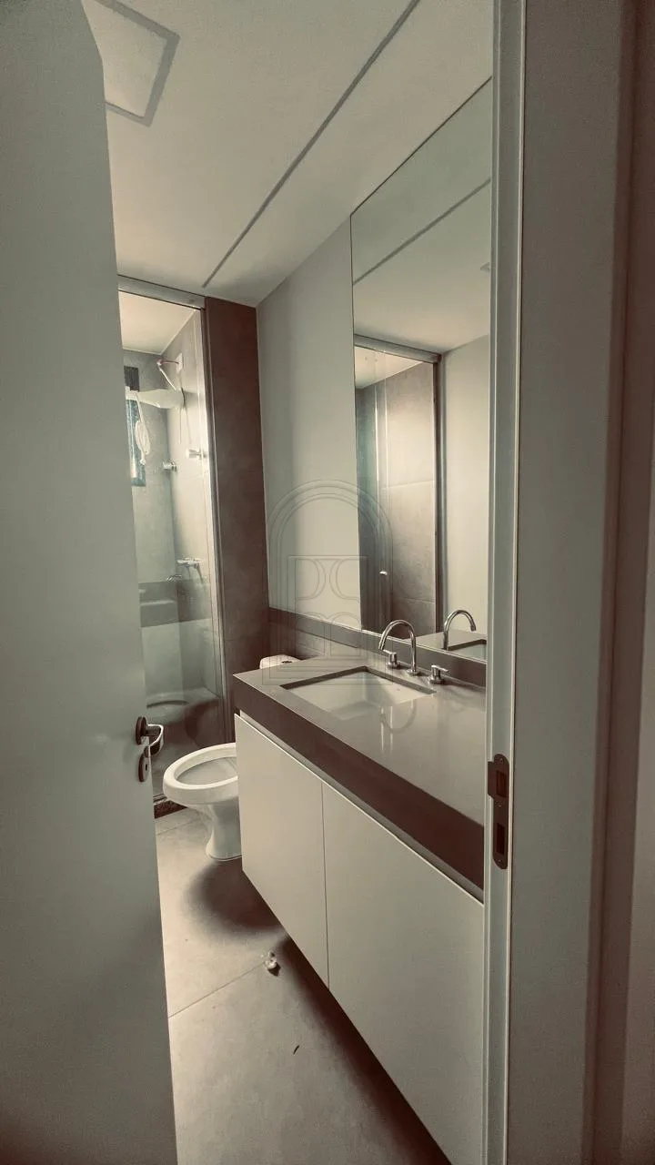 Alugar Apartamento / Padr&atilde;o em Londrina R$ 3.800,00 - Foto 6