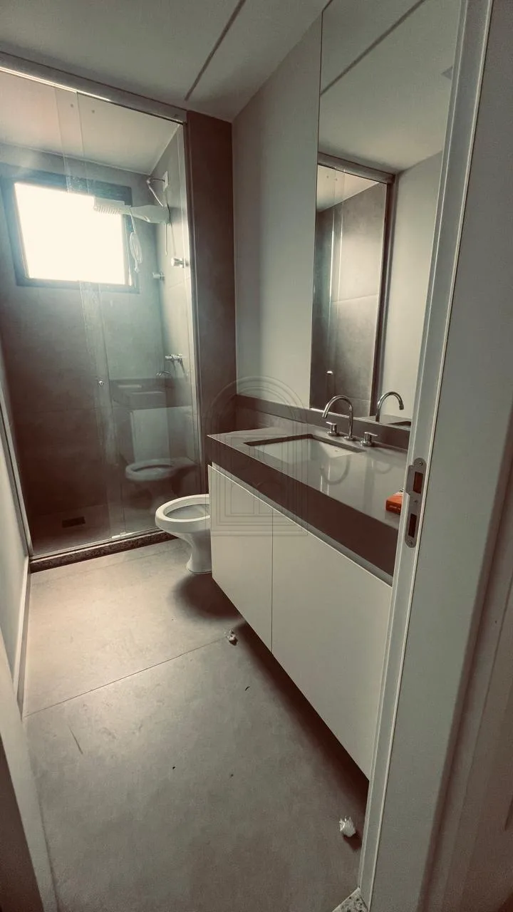 Alugar Apartamento / Padr&atilde;o em Londrina R$ 3.800,00 - Foto 9