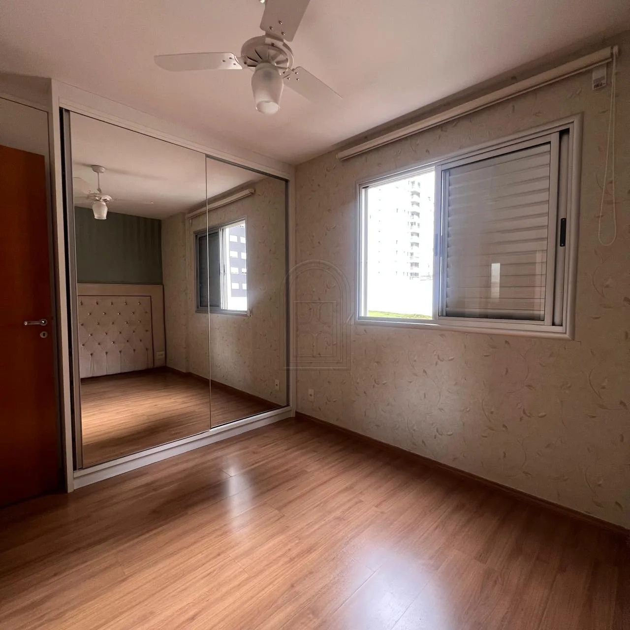 Comprar Apartamento / Padr&atilde;o em Londrina R$ 765.000,00 - Foto 11