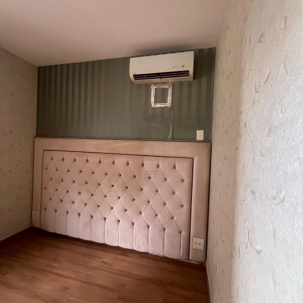 Comprar Apartamento / Padr&atilde;o em Londrina R$ 765.000,00 - Foto 12