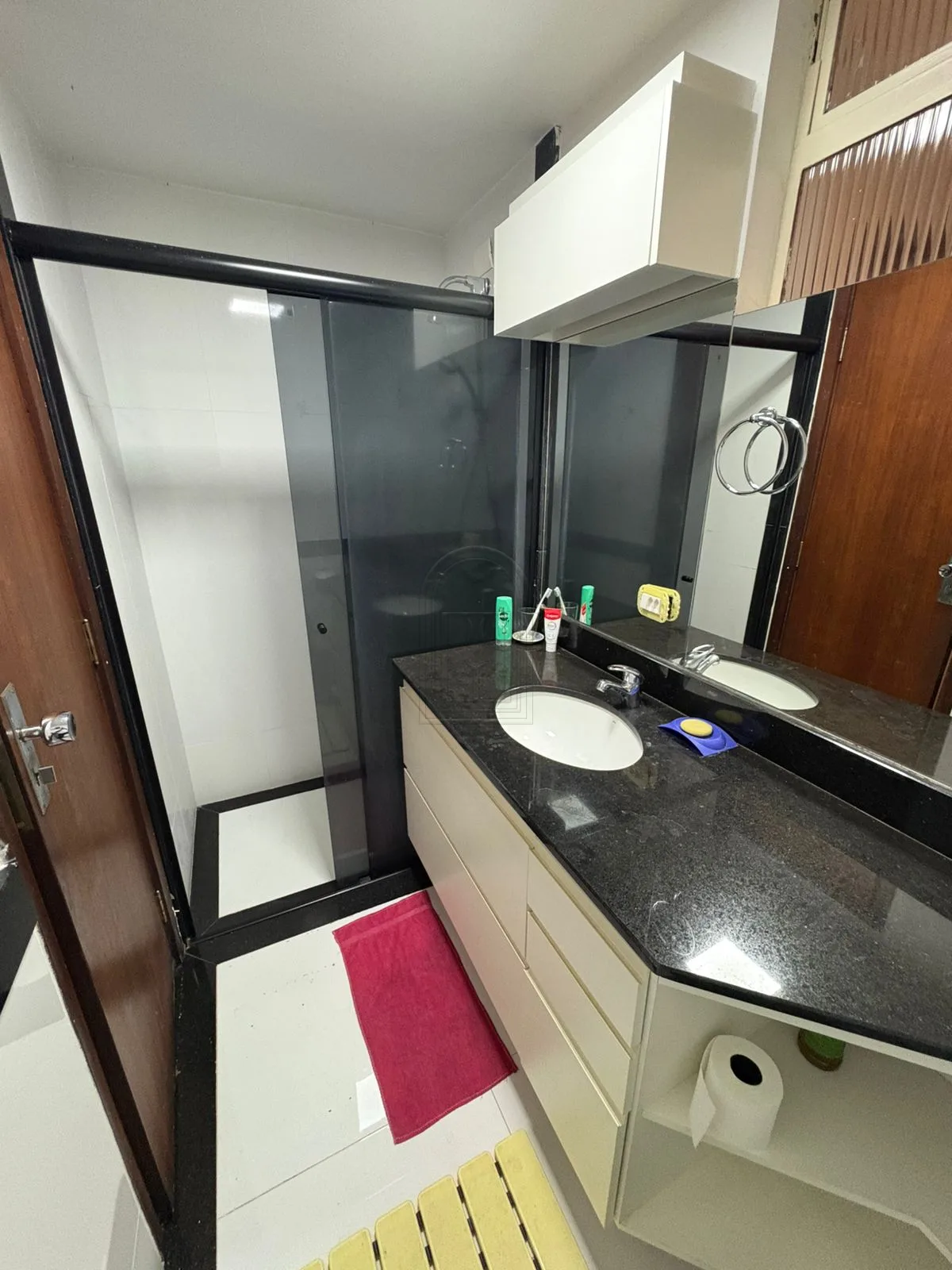 Comprar Apartamento / Padr&atilde;o em Londrina R$ 430.000,00 - Foto 12