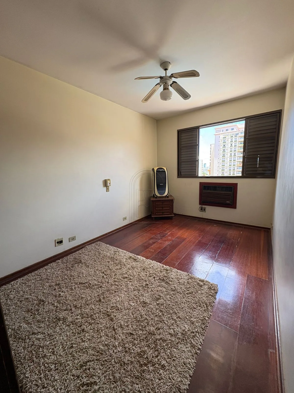 Comprar Apartamento / Padr&atilde;o em Londrina R$ 430.000,00 - Foto 15