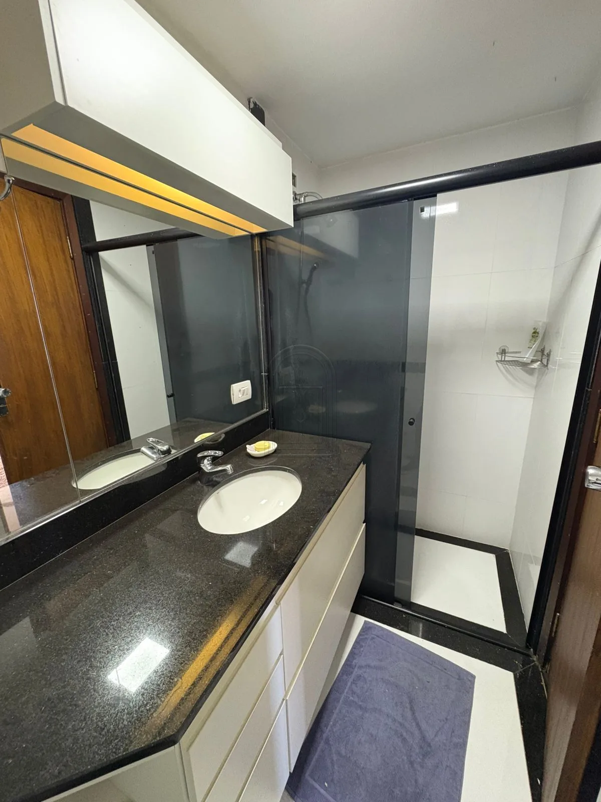 Comprar Apartamento / Padr&atilde;o em Londrina R$ 430.000,00 - Foto 18