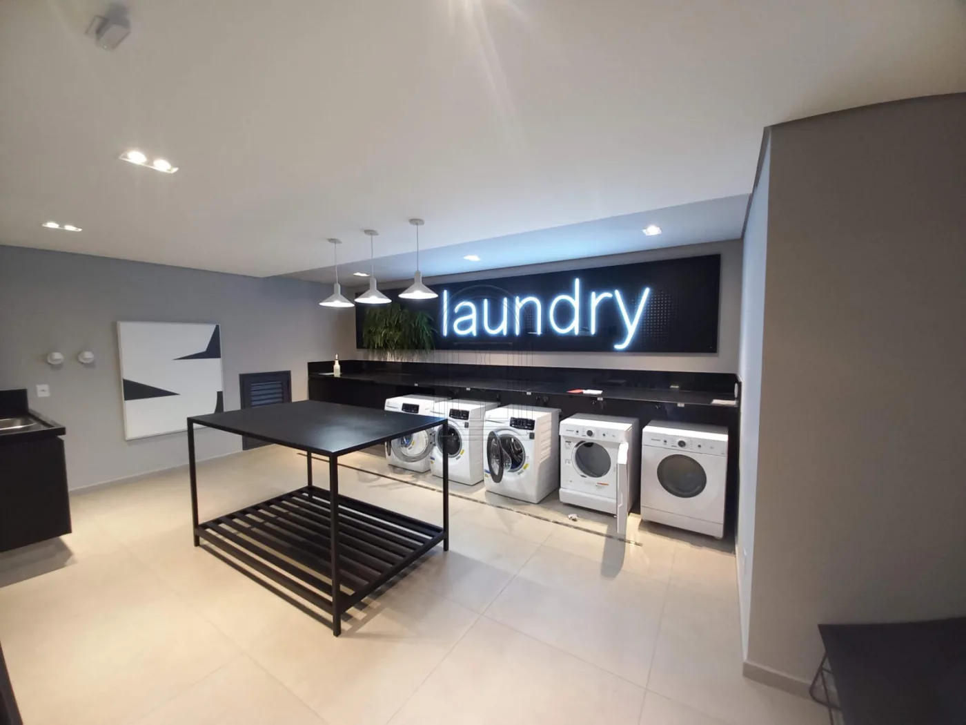 Comprar Apartamento / Padr&atilde;o em Londrina R$ 798.000,00 - Foto 11