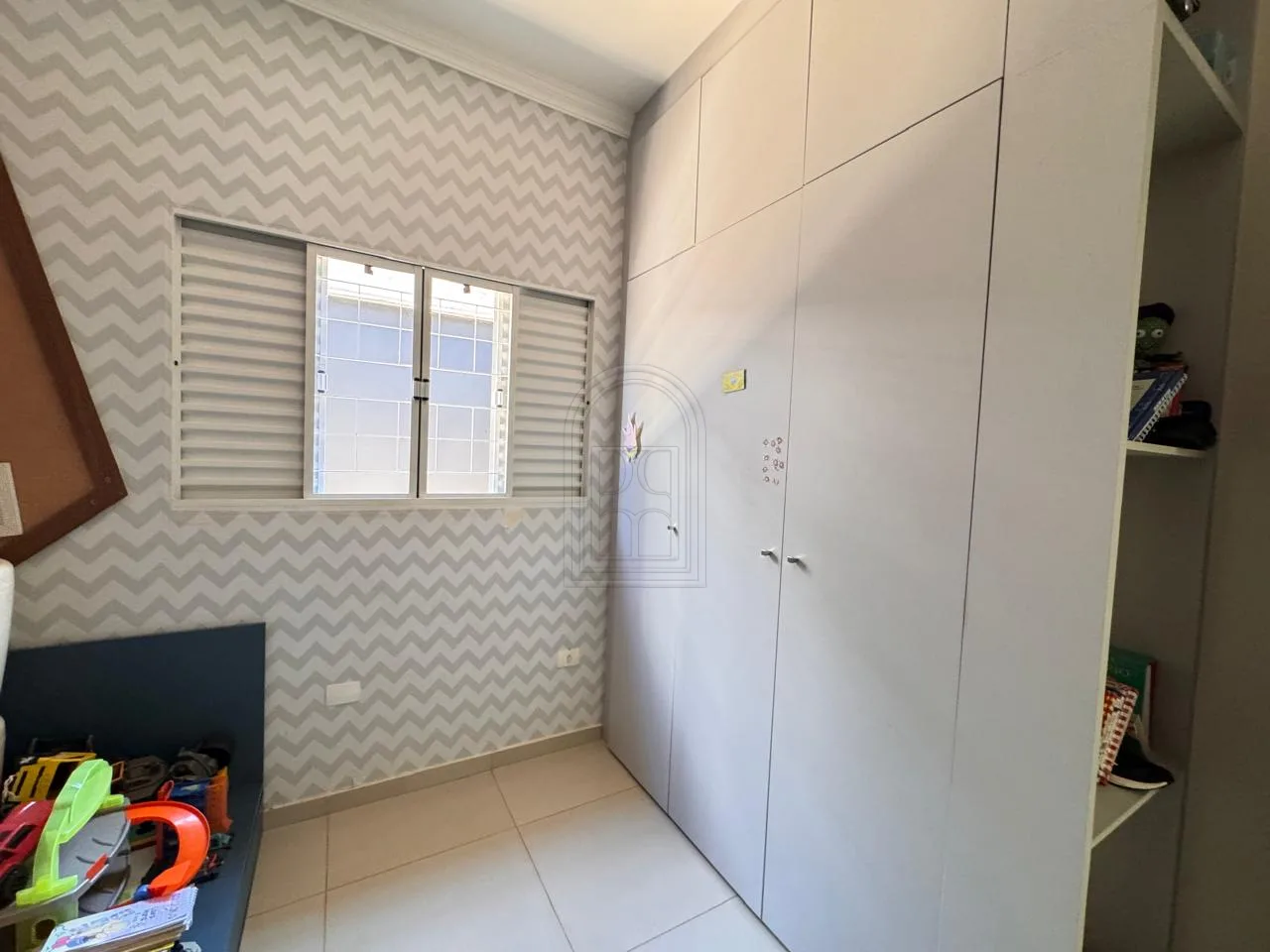 Comprar Casa / Padr&atilde;o em Londrina R$ 700.000,00 - Foto 6