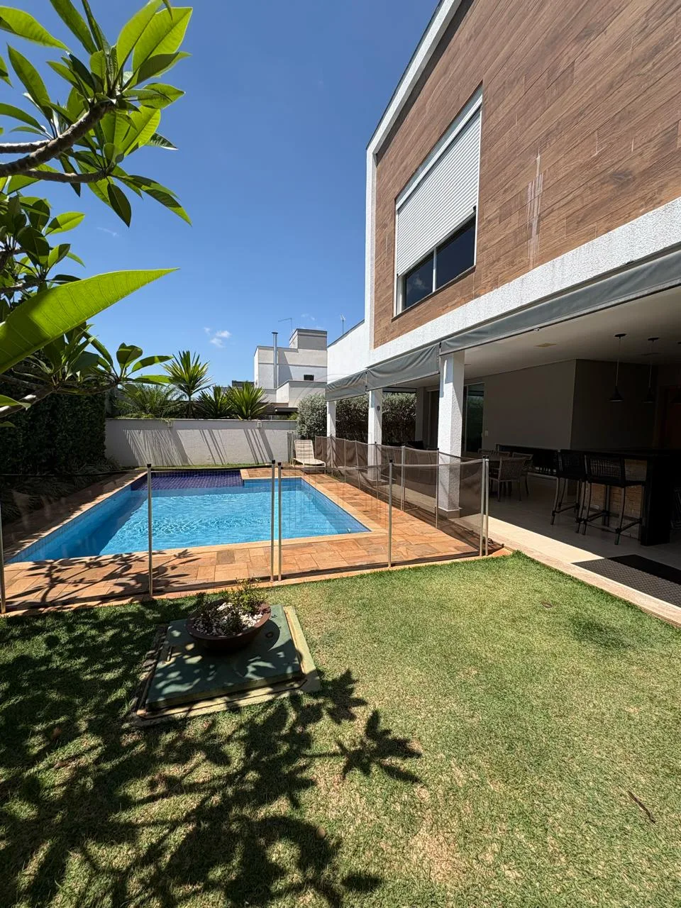 Comprar Casa / Condom&iacute;nio em Londrina R$ 3.300.000,00 - Foto 3