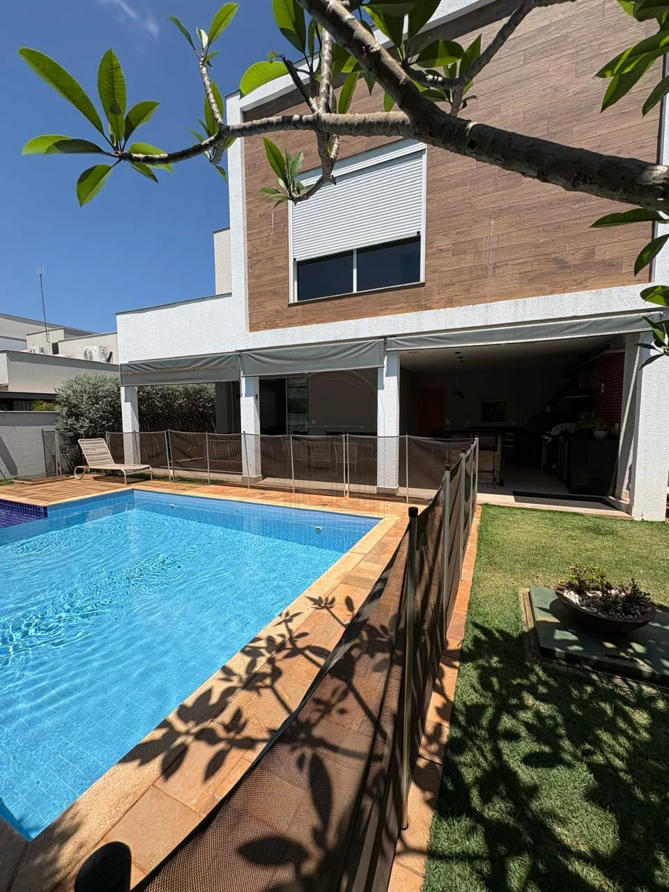 Comprar Casa / Condom&iacute;nio em Londrina R$ 3.300.000,00 - Foto 4