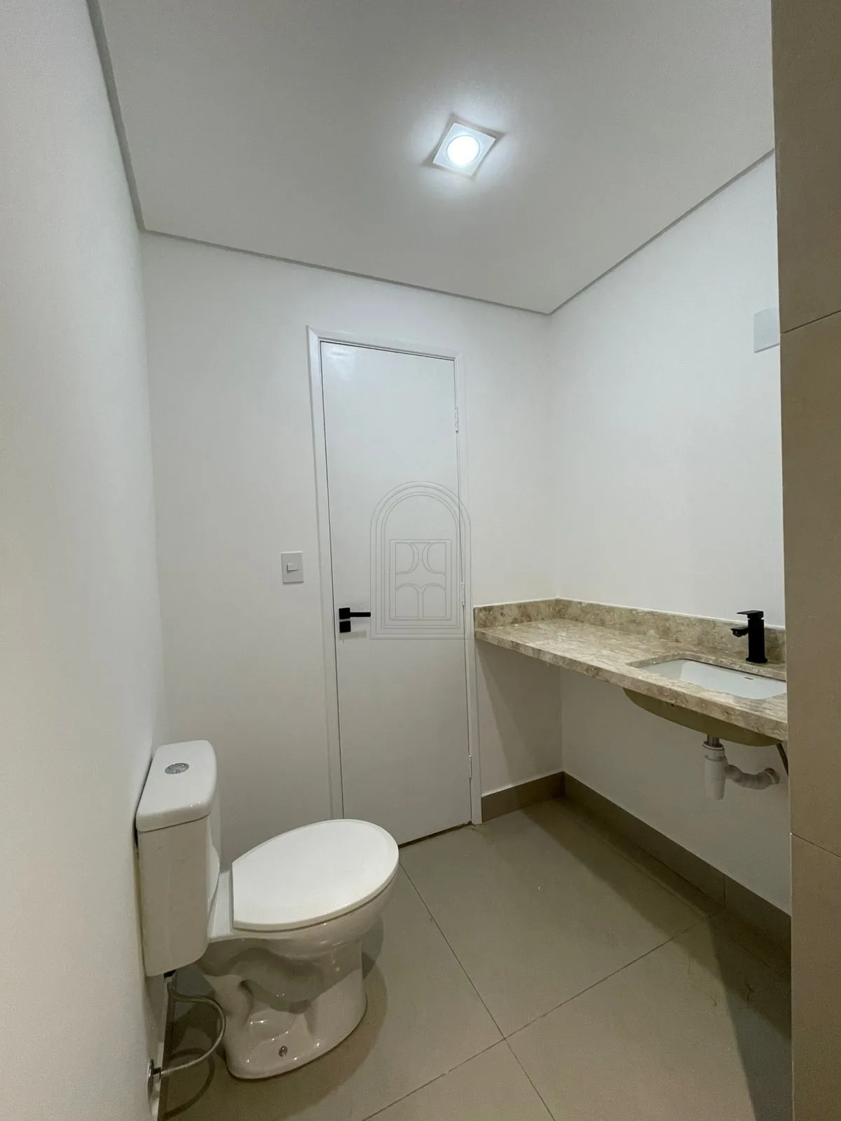 Comprar Apartamento / Padr&atilde;o em Londrina R$ 360.000,00 - Foto 8