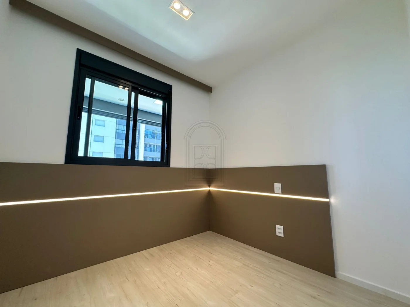 Comprar Apartamento / Padr&atilde;o em Londrina - Foto 12