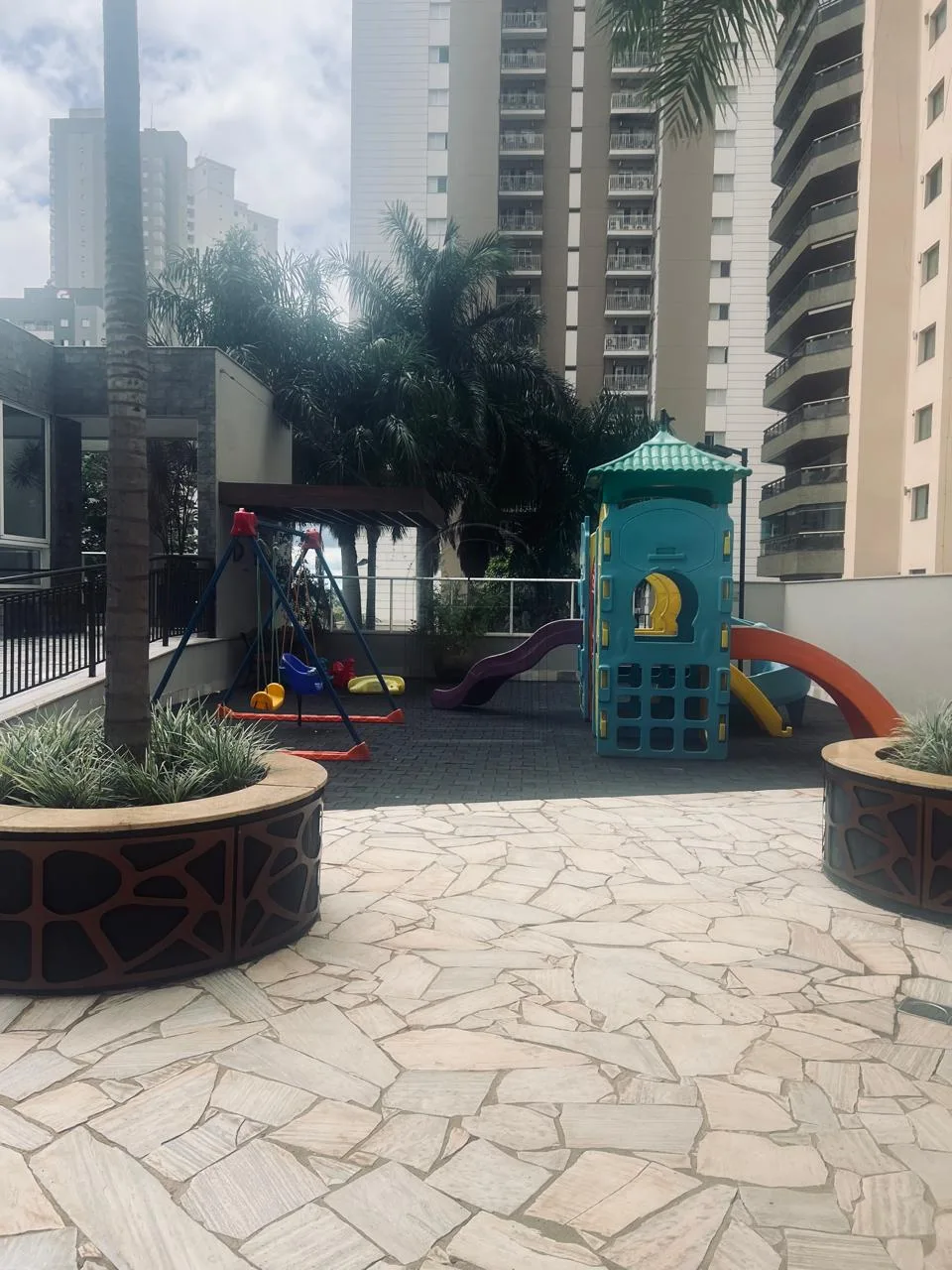 Comprar Apartamento / Padr&atilde;o em Londrina R$ 2.850.000,00 - Foto 29