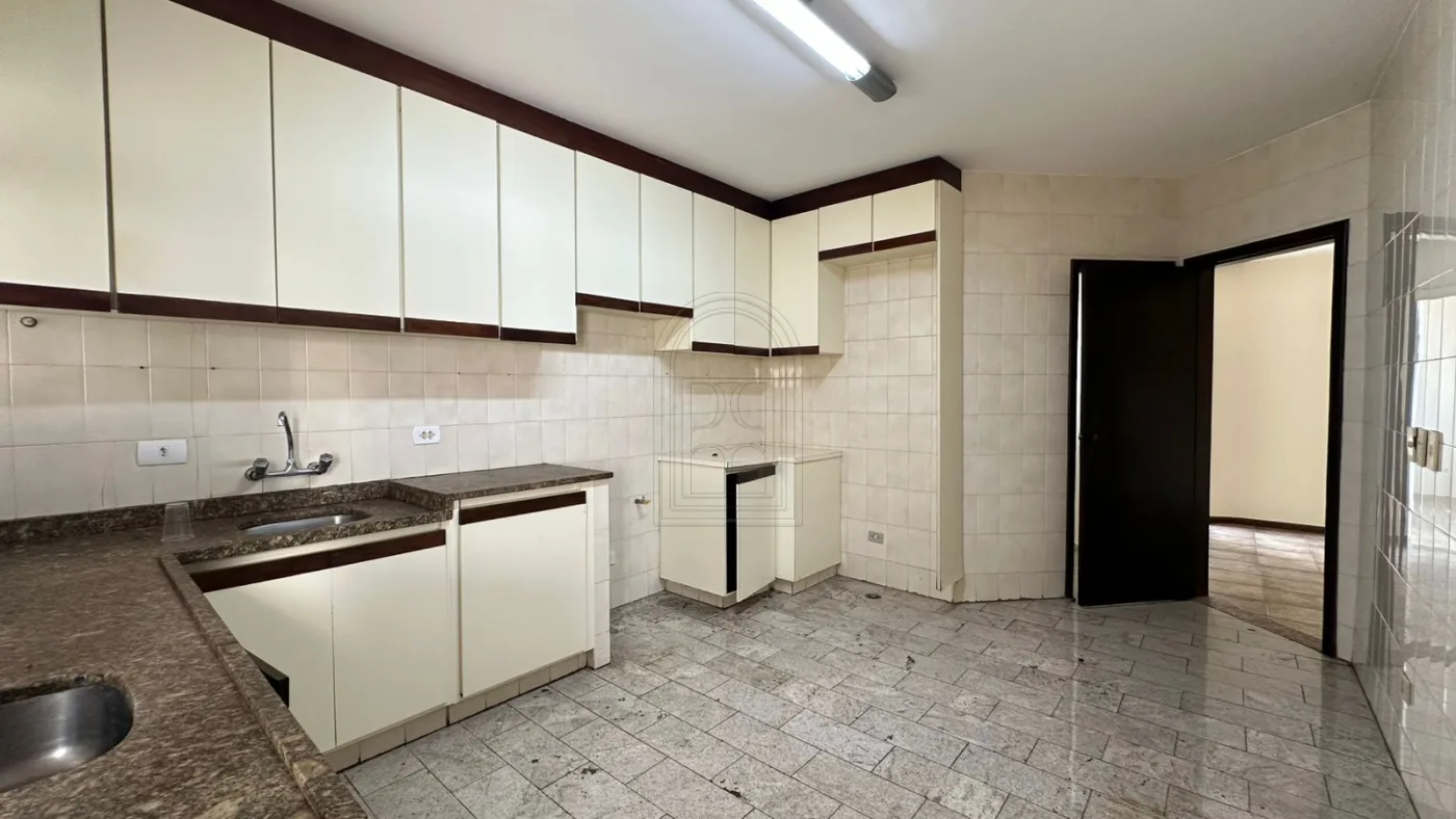Comprar Casa / Sobrado em Londrina R$ 1.100.000,00 - Foto 10