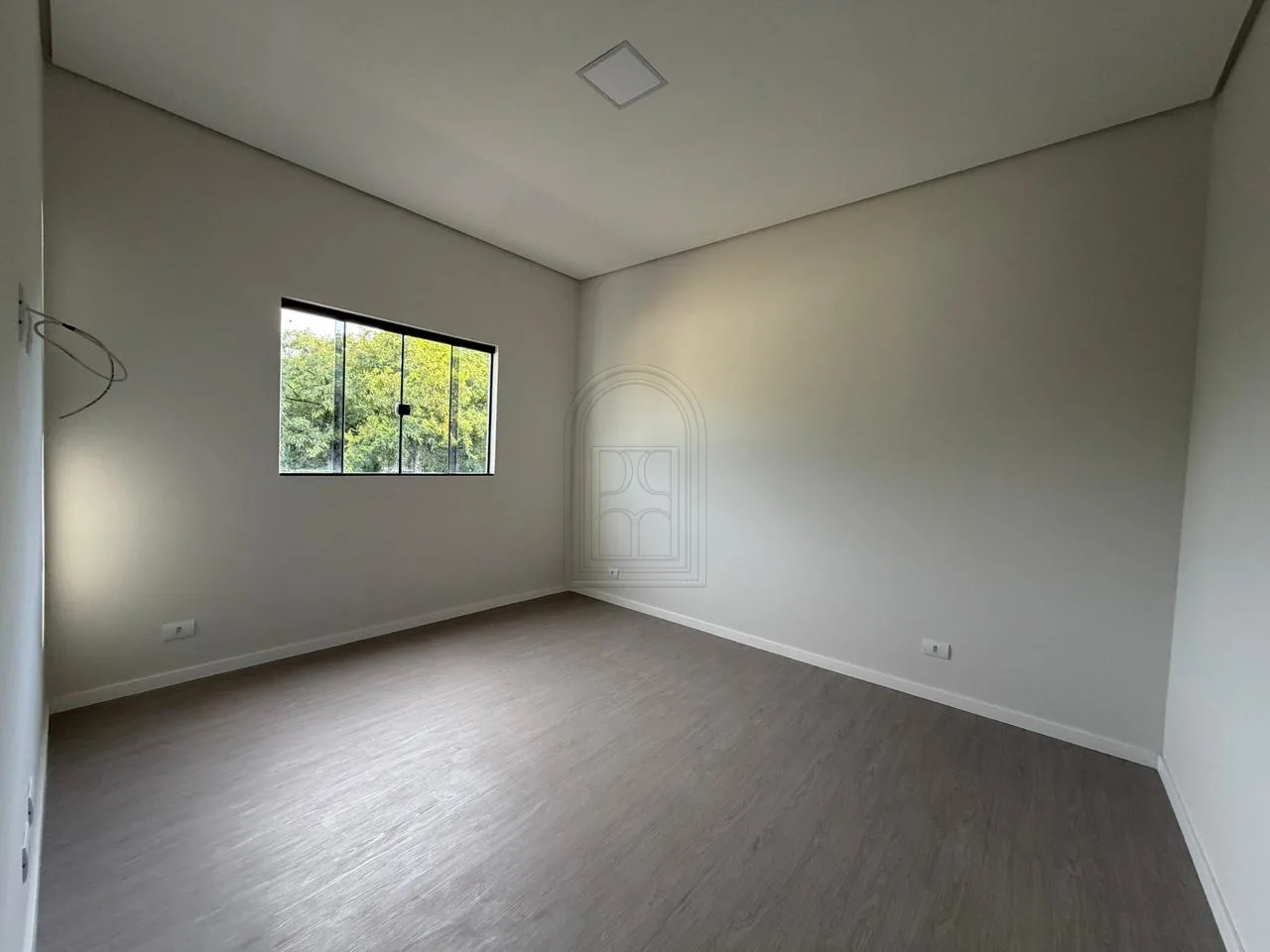 Comprar Casa / Padr&atilde;o em Londrina R$ 800.000,00 - Foto 6