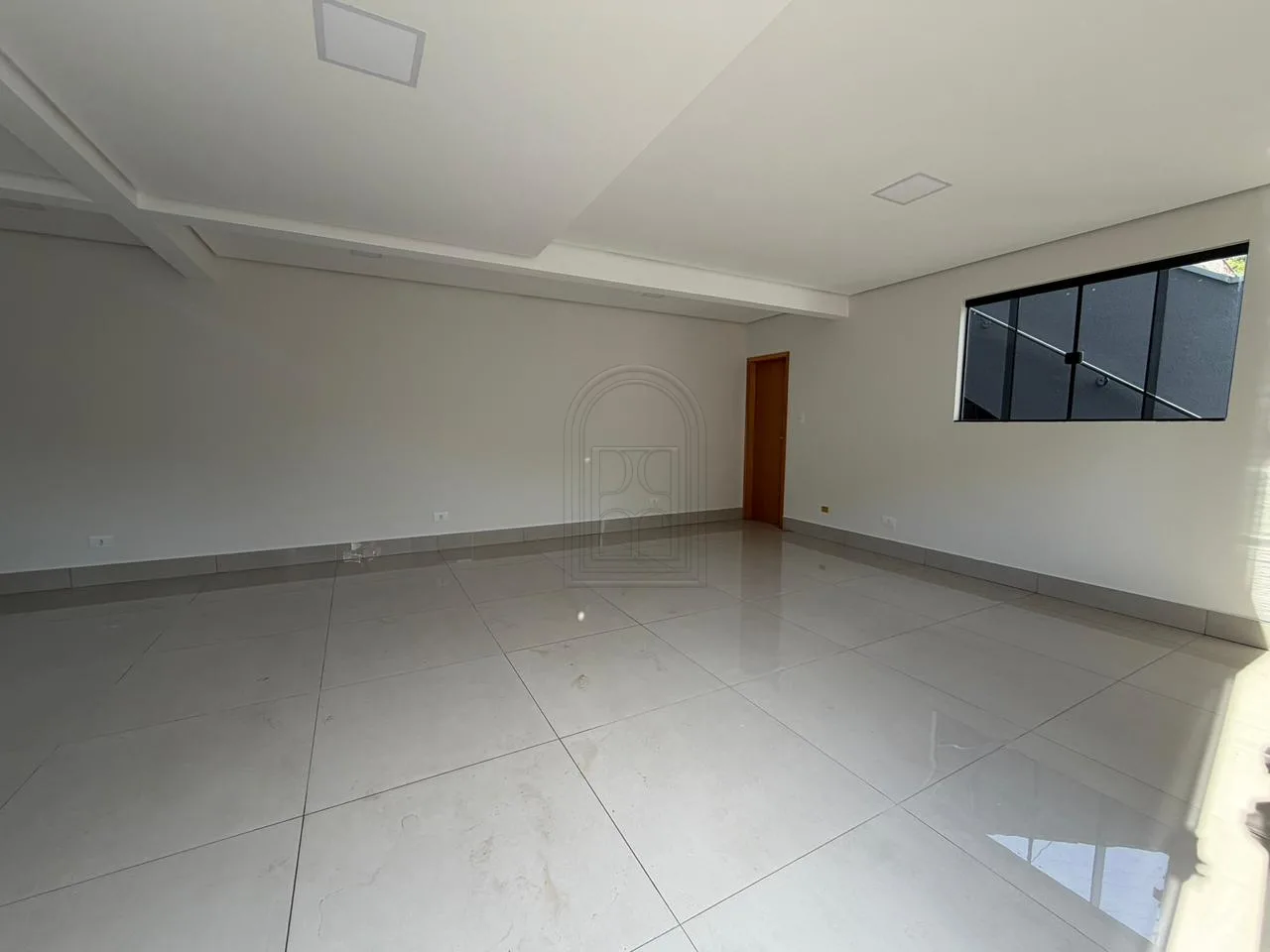 Comprar Casa / Padr&atilde;o em Londrina R$ 800.000,00 - Foto 7