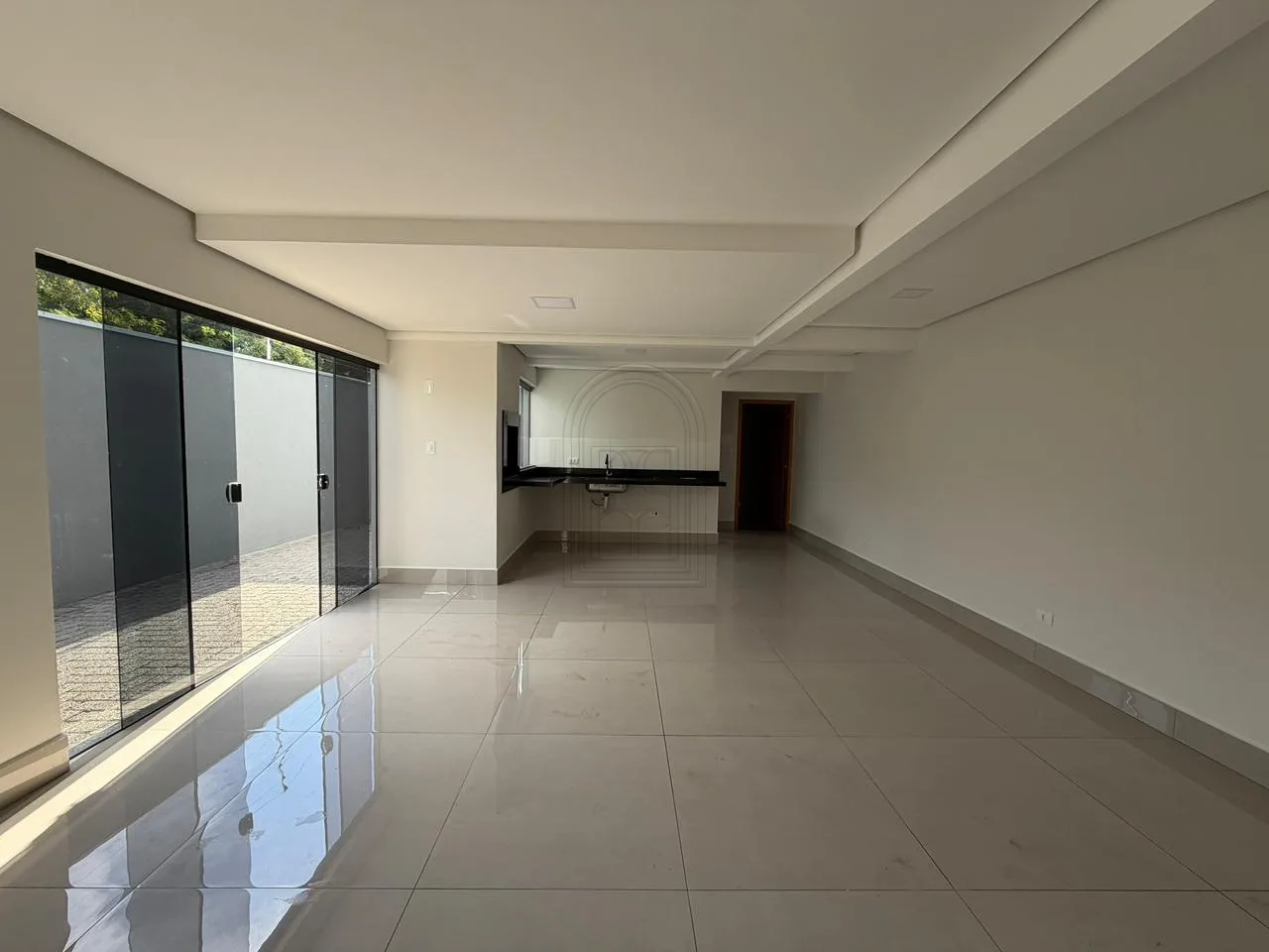 Comprar Casa / Padr&atilde;o em Londrina R$ 800.000,00 - Foto 11