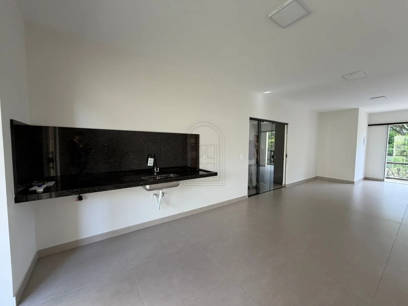 Comprar Casa / Padr&atilde;o em Londrina R$ 750.000,00 - Foto 6