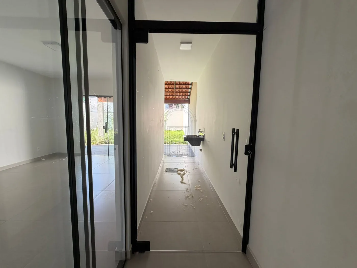 Comprar Casa / Padr&atilde;o em Londrina R$ 750.000,00 - Foto 7