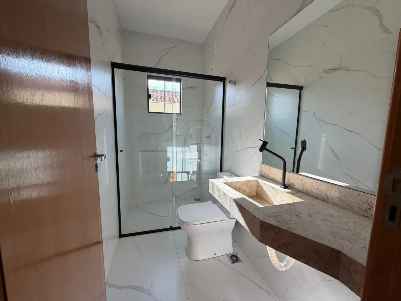 Comprar Casa / Padr&atilde;o em Londrina R$ 750.000,00 - Foto 11