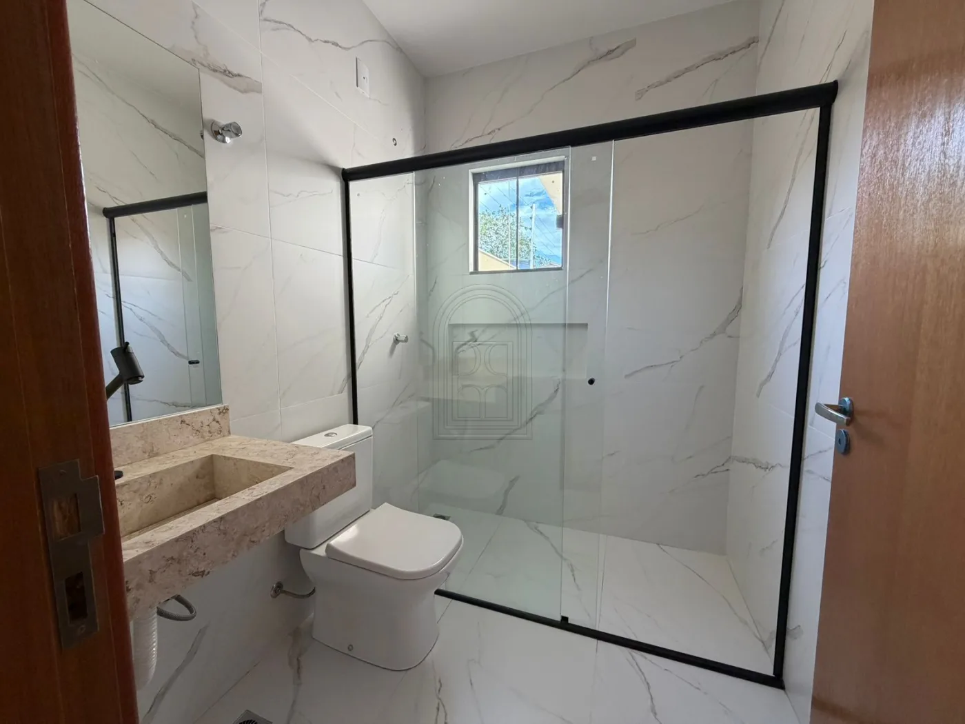 Comprar Casa / Padr&atilde;o em Londrina R$ 750.000,00 - Foto 12