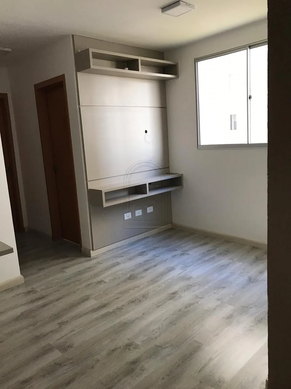 Comprar Apartamento / Padr&atilde;o em Londrina R$ 290.000,00 - Foto 4
