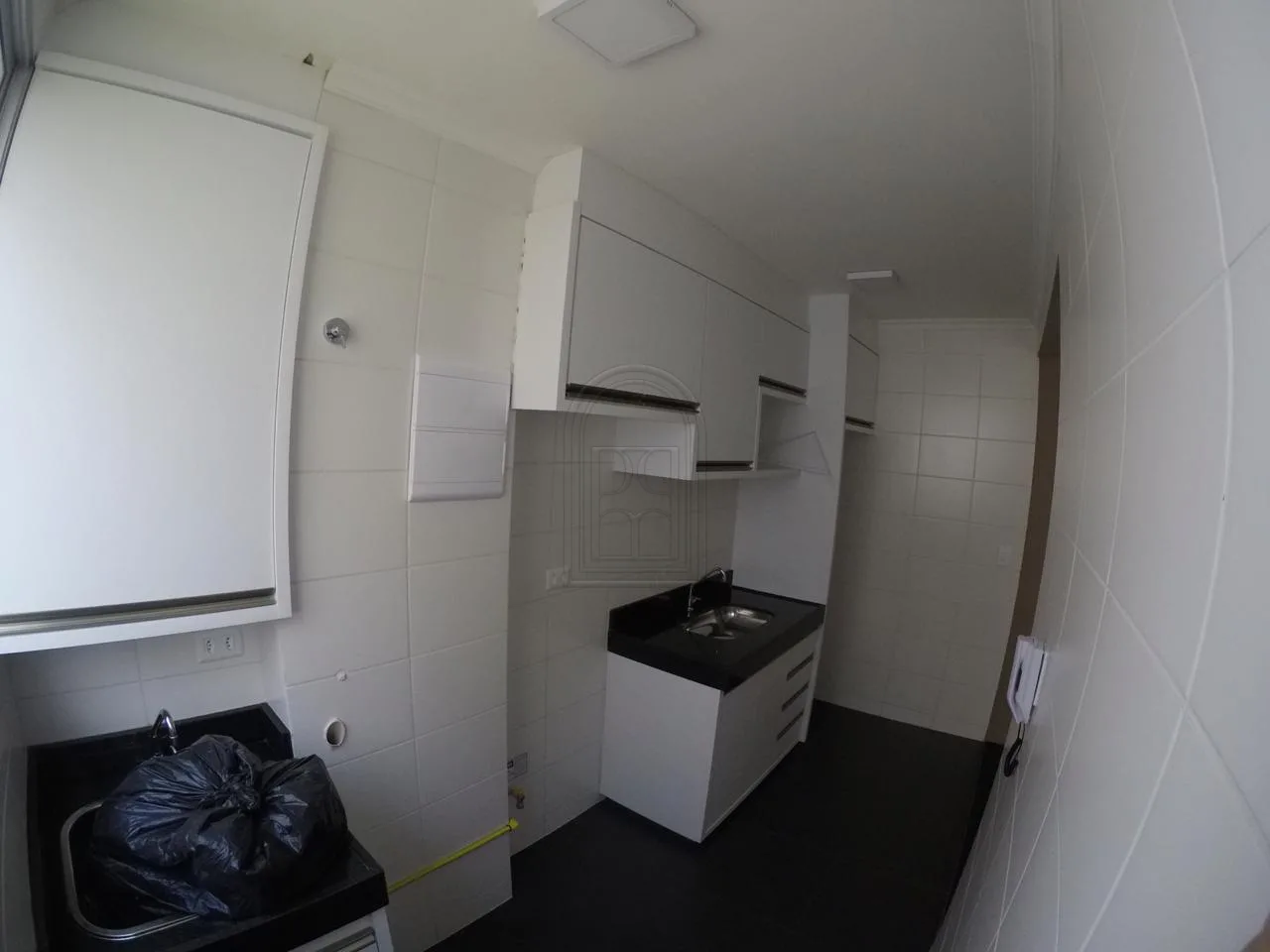 Comprar Apartamento / Padr&atilde;o em Londrina R$ 290.000,00 - Foto 8