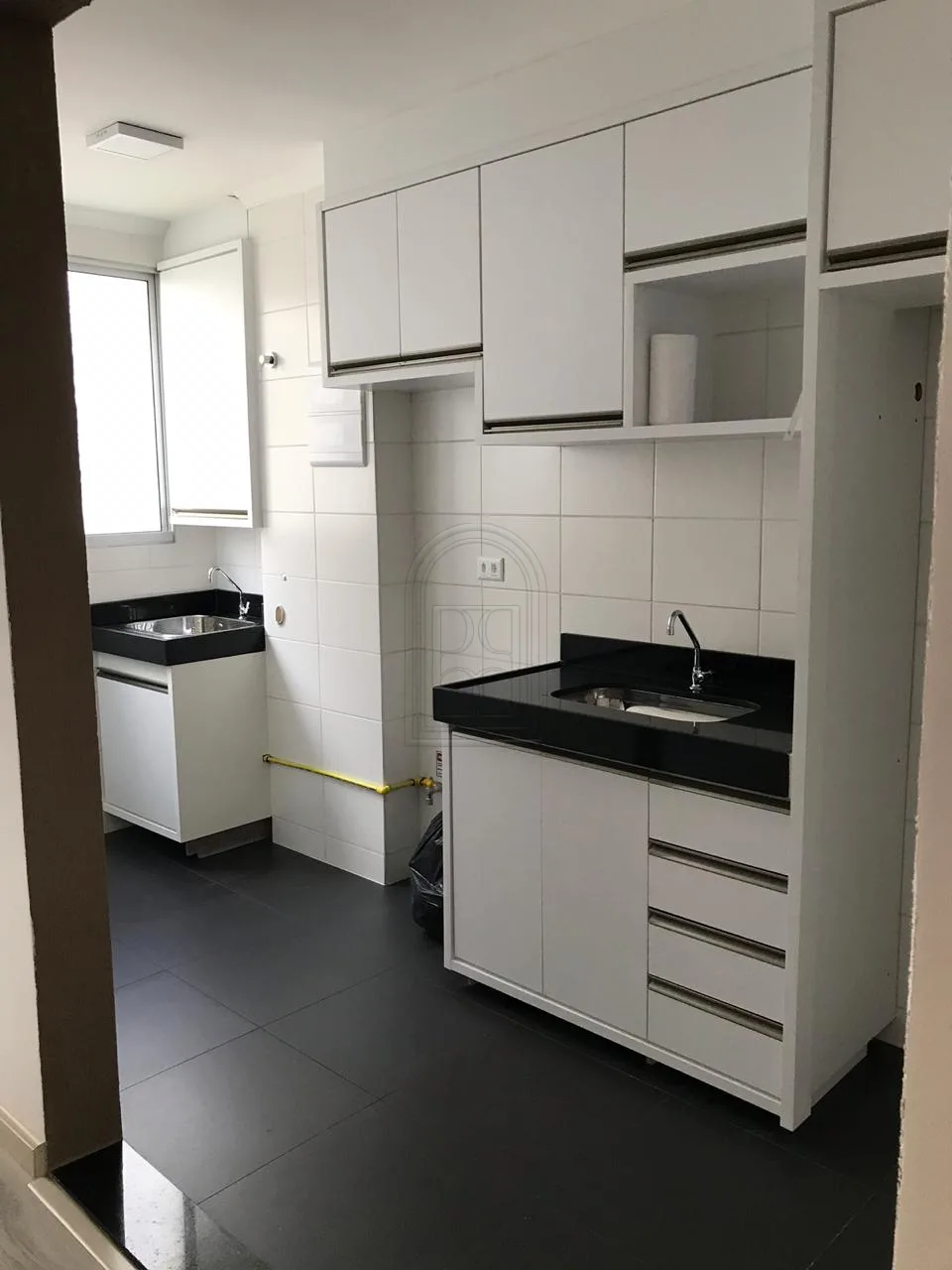Comprar Apartamento / Padr&atilde;o em Londrina R$ 290.000,00 - Foto 11