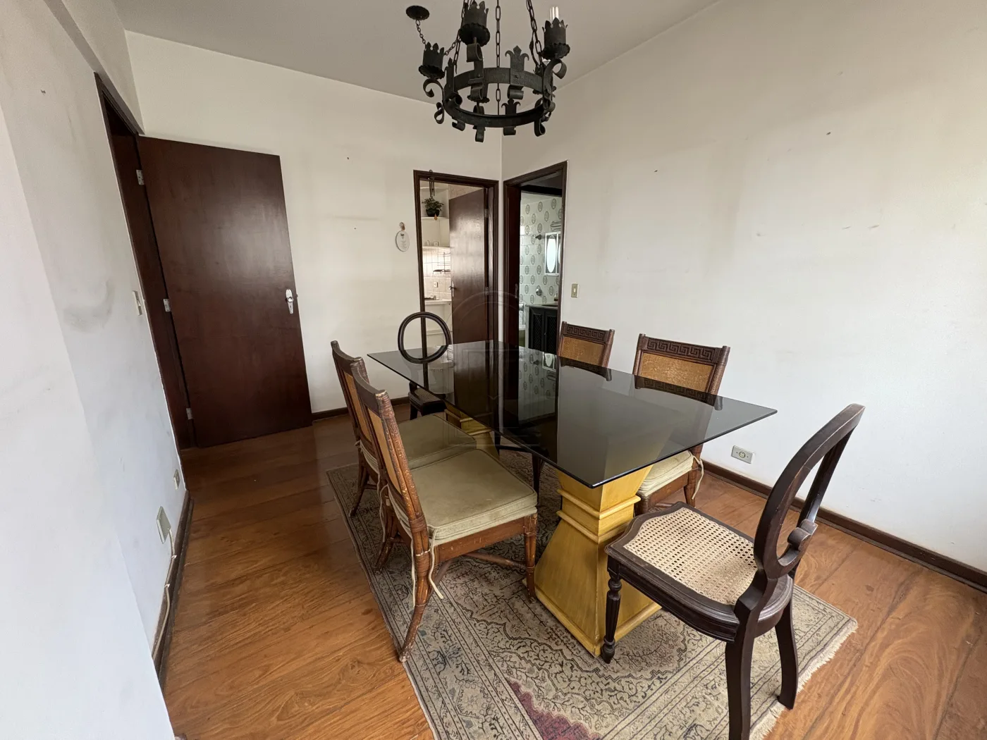 Comprar Apartamento / Padr&atilde;o em Londrina R$ 430.000,00 - Foto 3