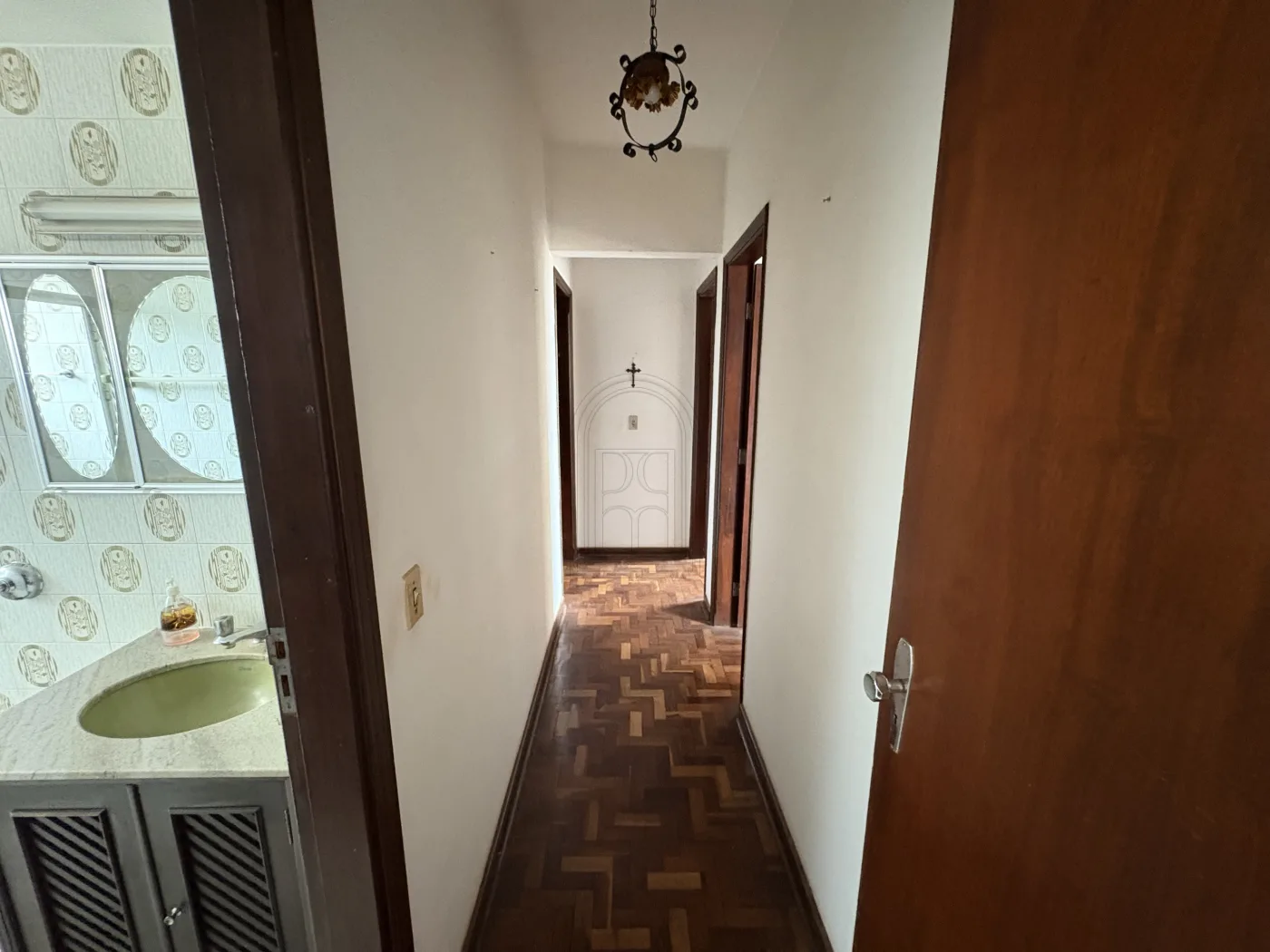 Comprar Apartamento / Padr&atilde;o em Londrina R$ 430.000,00 - Foto 6