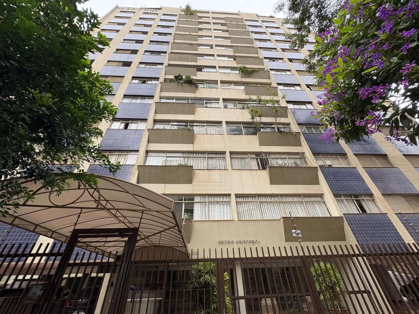 Comprar Apartamento / Padr&atilde;o em Londrina R$ 430.000,00 - Foto 25