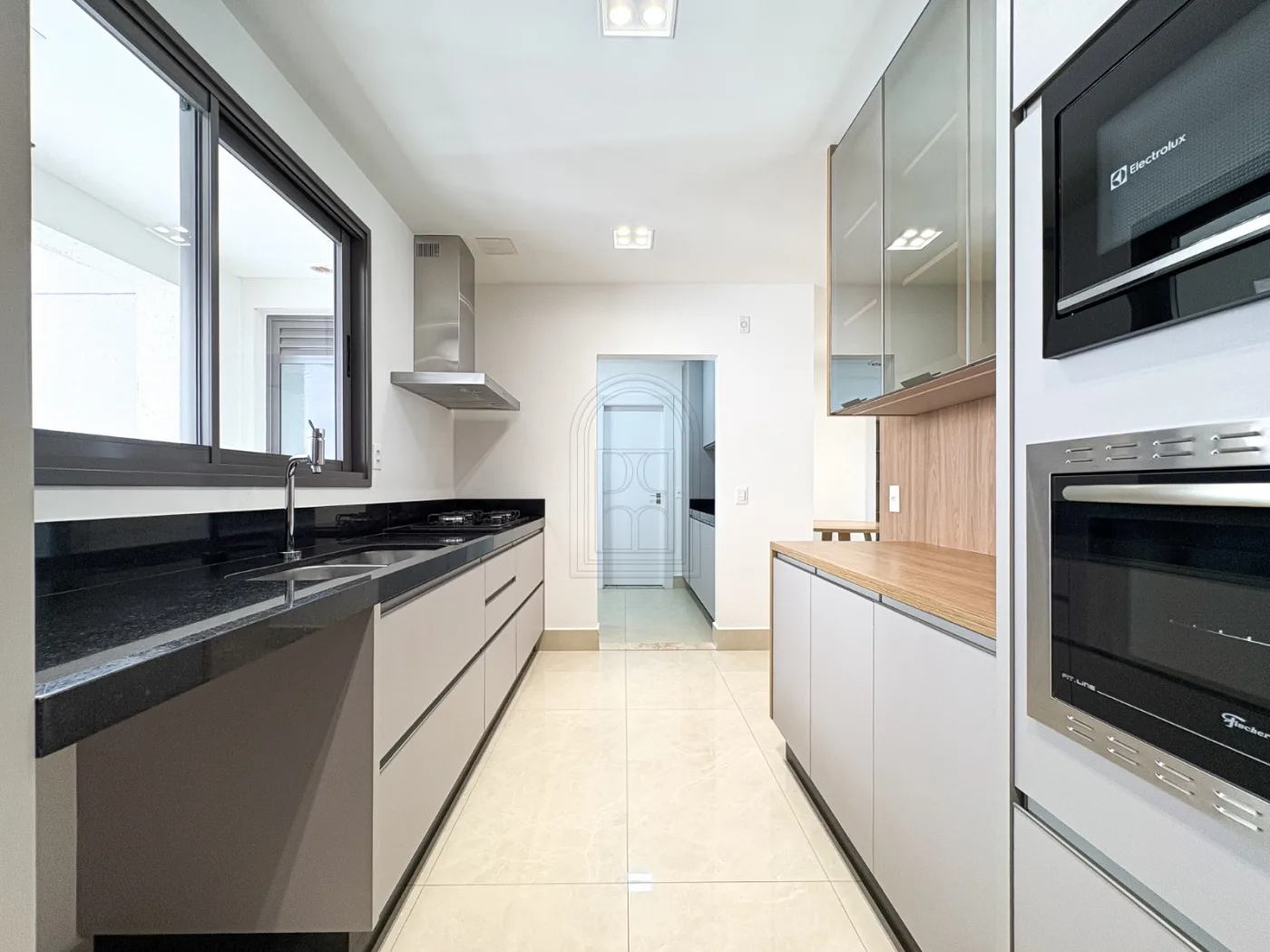 Comprar Apartamento / Padr&atilde;o em Londrina R$ 2.190.000,00 - Foto 3