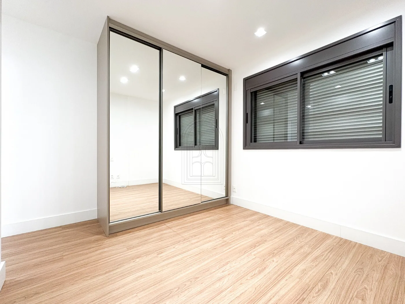 Comprar Apartamento / Padr&atilde;o em Londrina R$ 2.190.000,00 - Foto 14