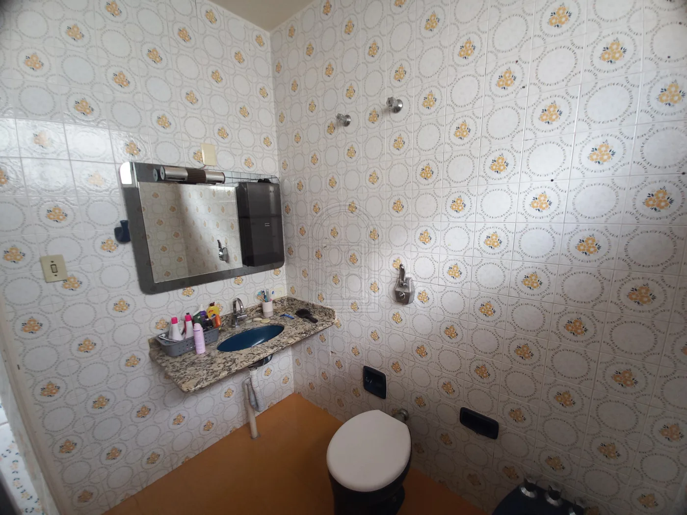 Comprar Casa / Padr&atilde;o em Londrina R$ 650.000,00 - Foto 11