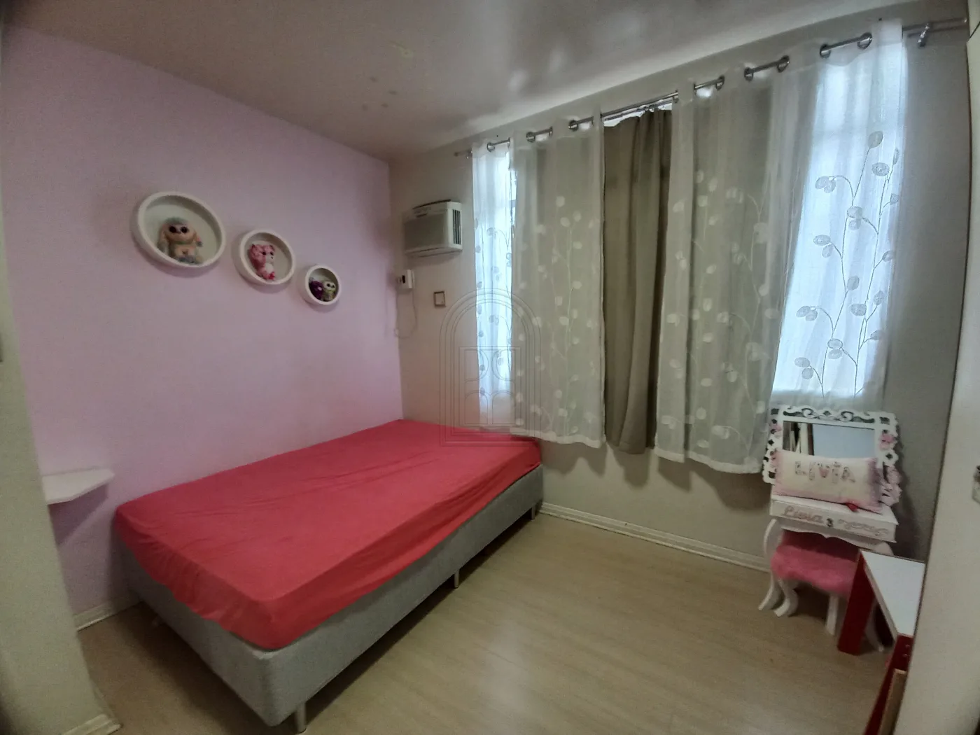 Comprar Casa / Padr&atilde;o em Londrina R$ 650.000,00 - Foto 13