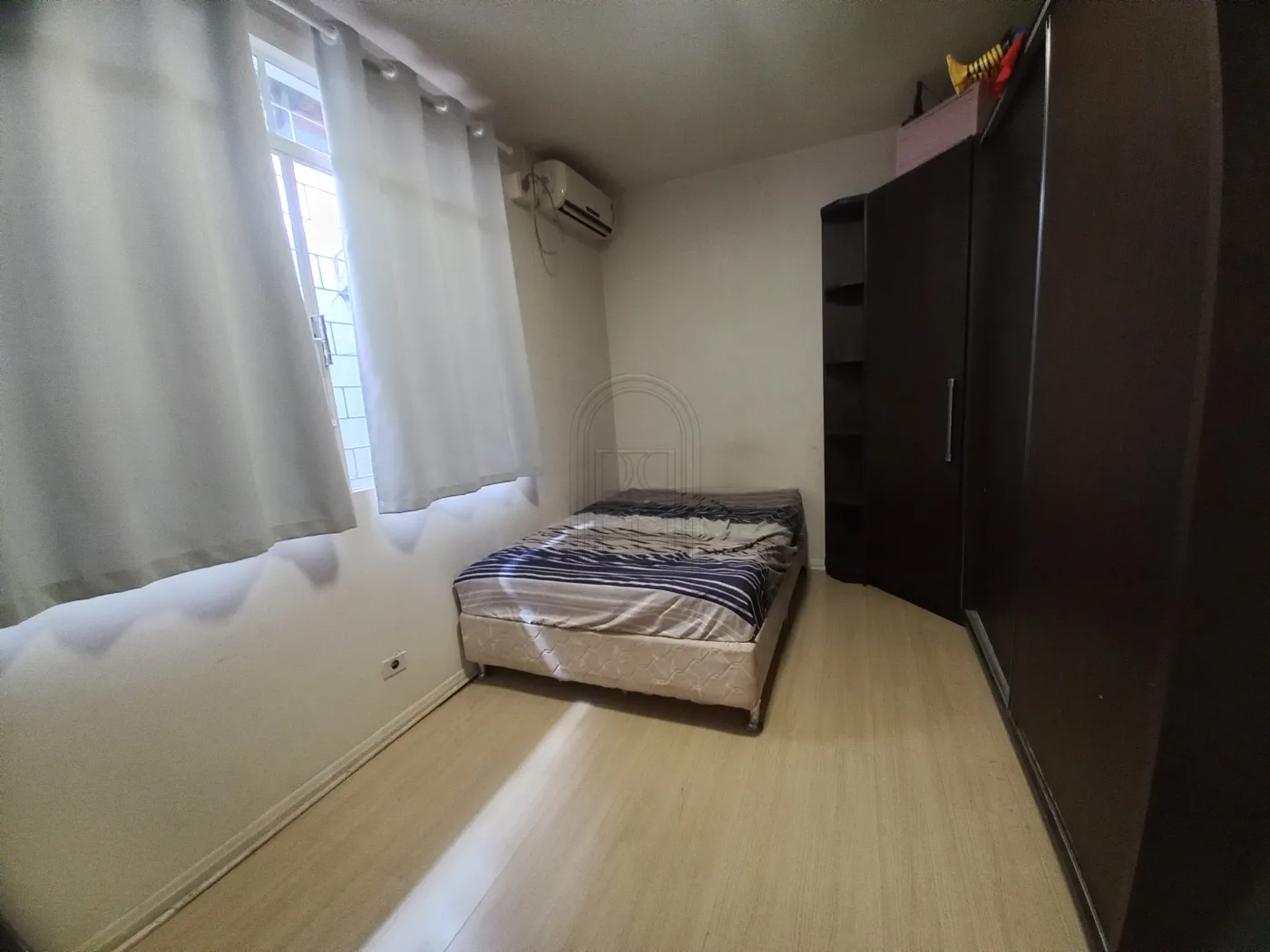 Comprar Casa / Padr&atilde;o em Londrina R$ 650.000,00 - Foto 16