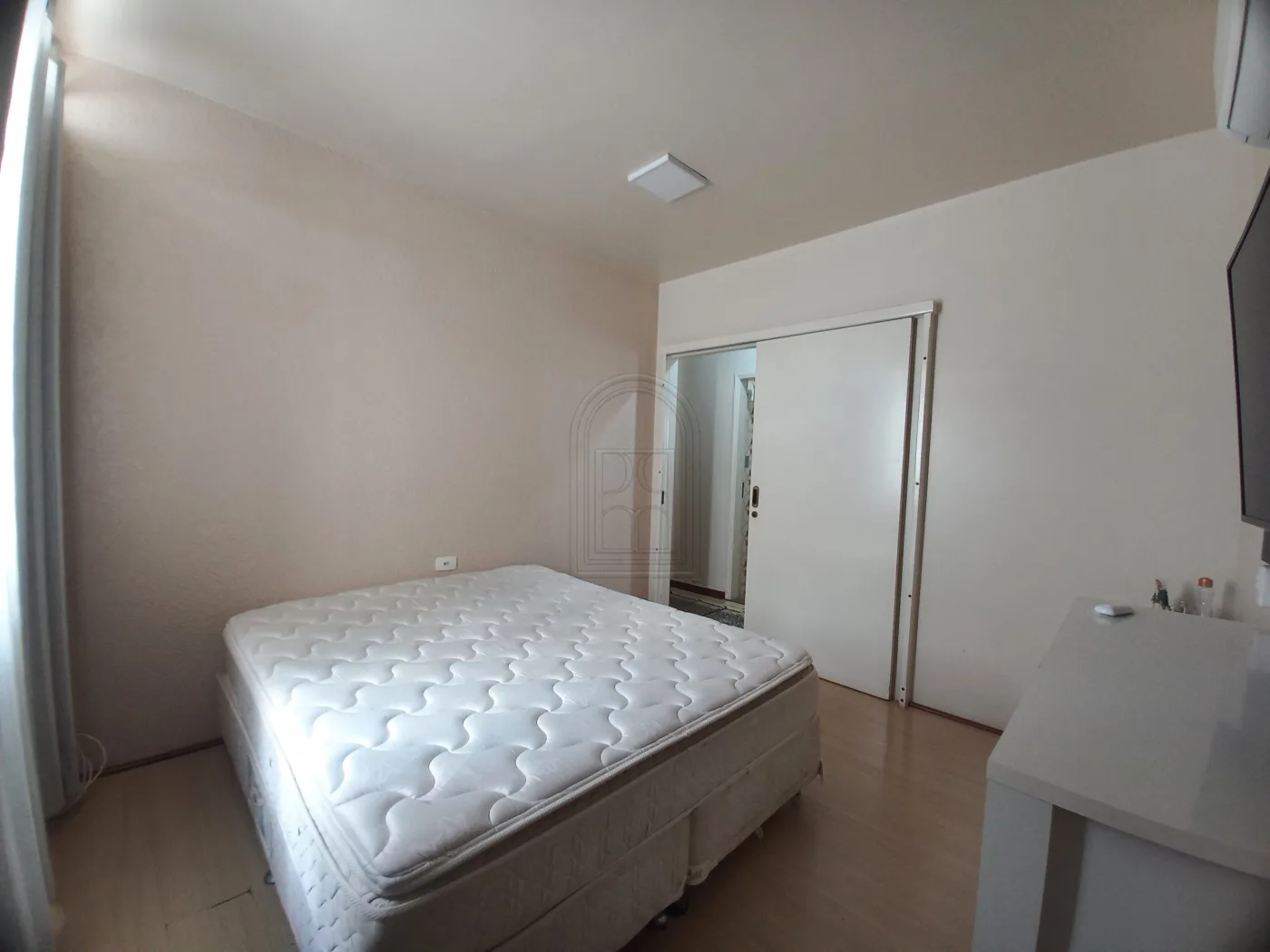 Comprar Casa / Padr&atilde;o em Londrina R$ 650.000,00 - Foto 18