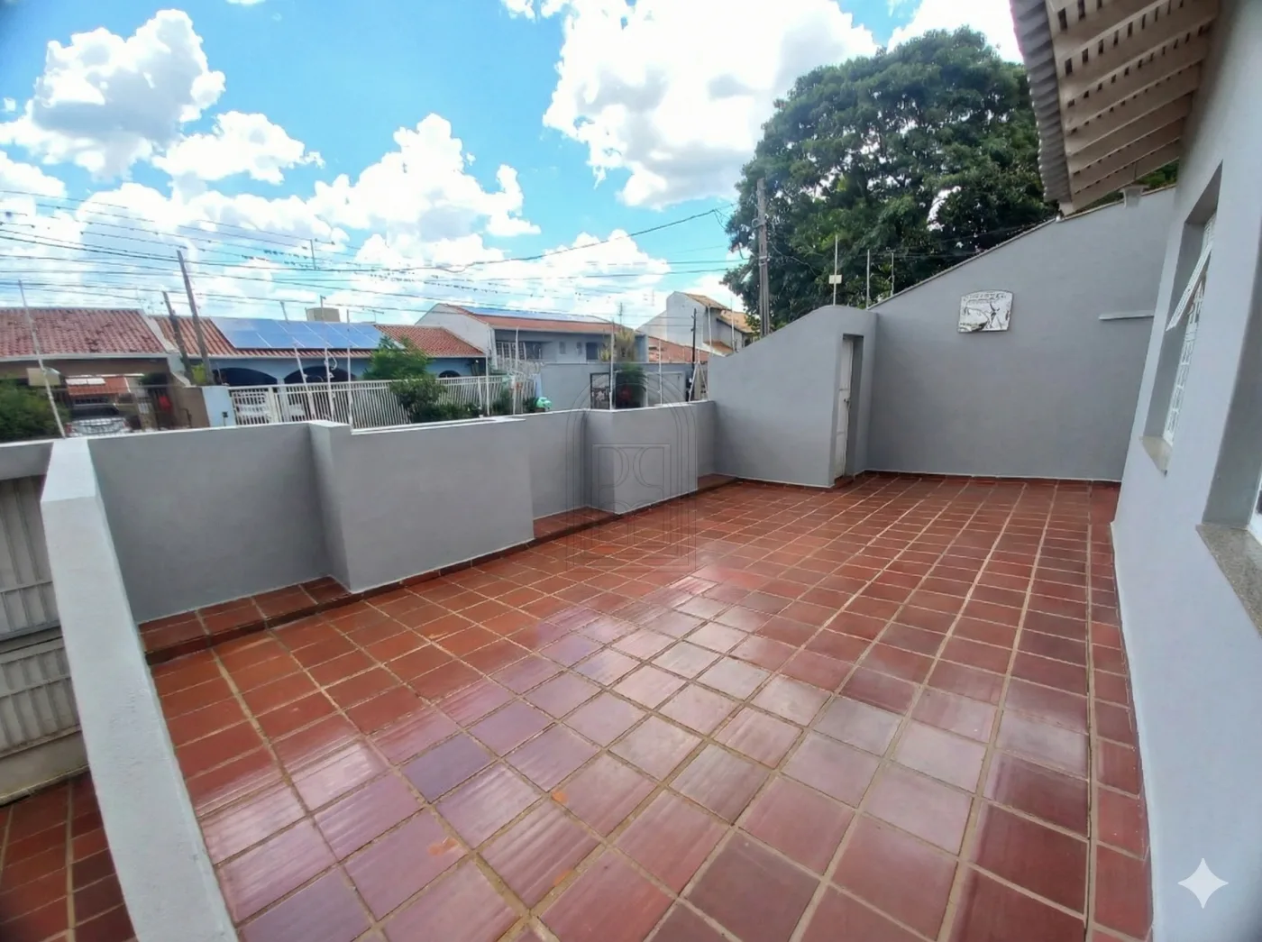 Comprar Casa / Padr&atilde;o em Londrina R$ 650.000,00 - Foto 28