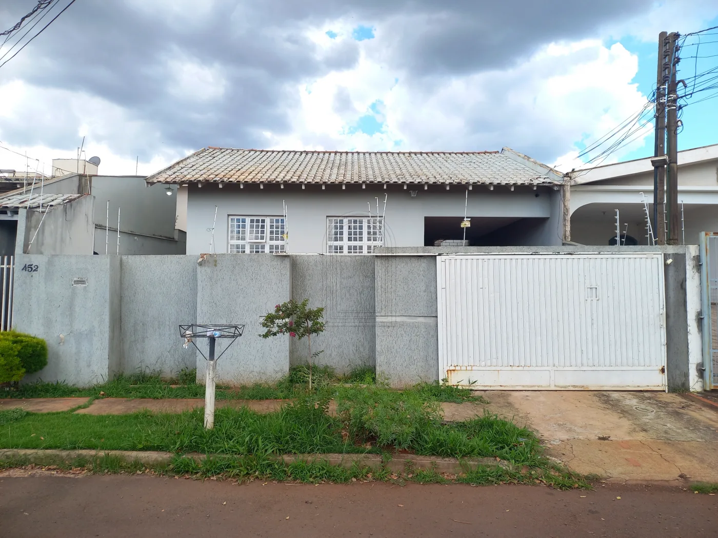 Comprar Casa / Padr&atilde;o em Londrina R$ 650.000,00 - Foto 29