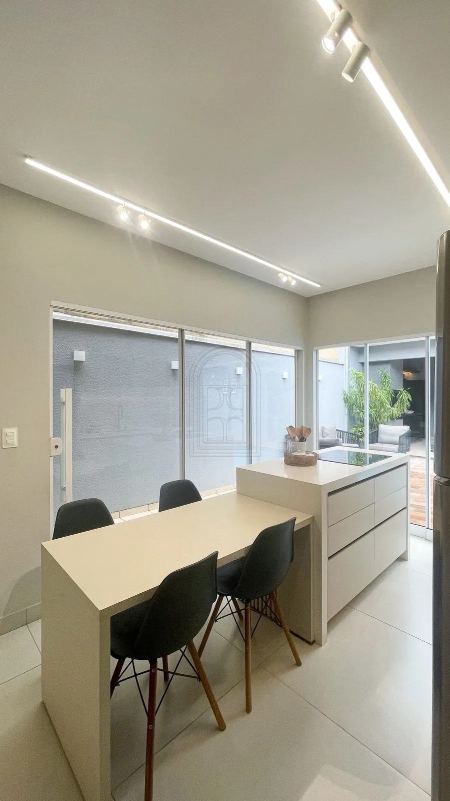 Comprar Casa / Padr&atilde;o em Camb&eacute; R$ 890.000,00 - Foto 4