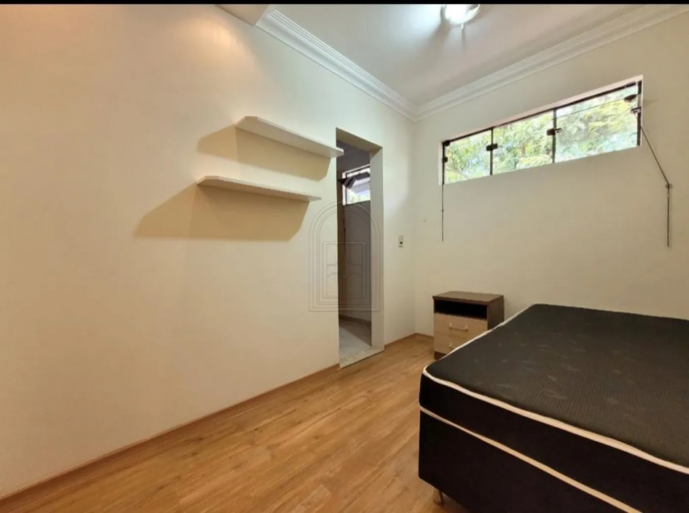 Alugar Apartamento / sobreloja em Maring&aacute; R$ 2.500,00 - Foto 9