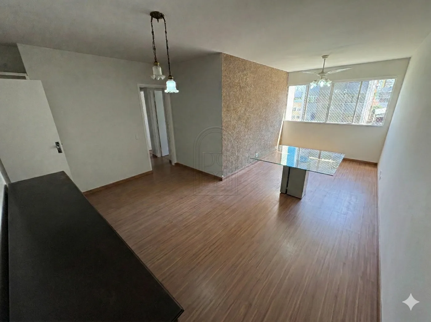 Comprar Apartamento / Padr&atilde;o em Londrina R$ 530.000,00 - Foto 1