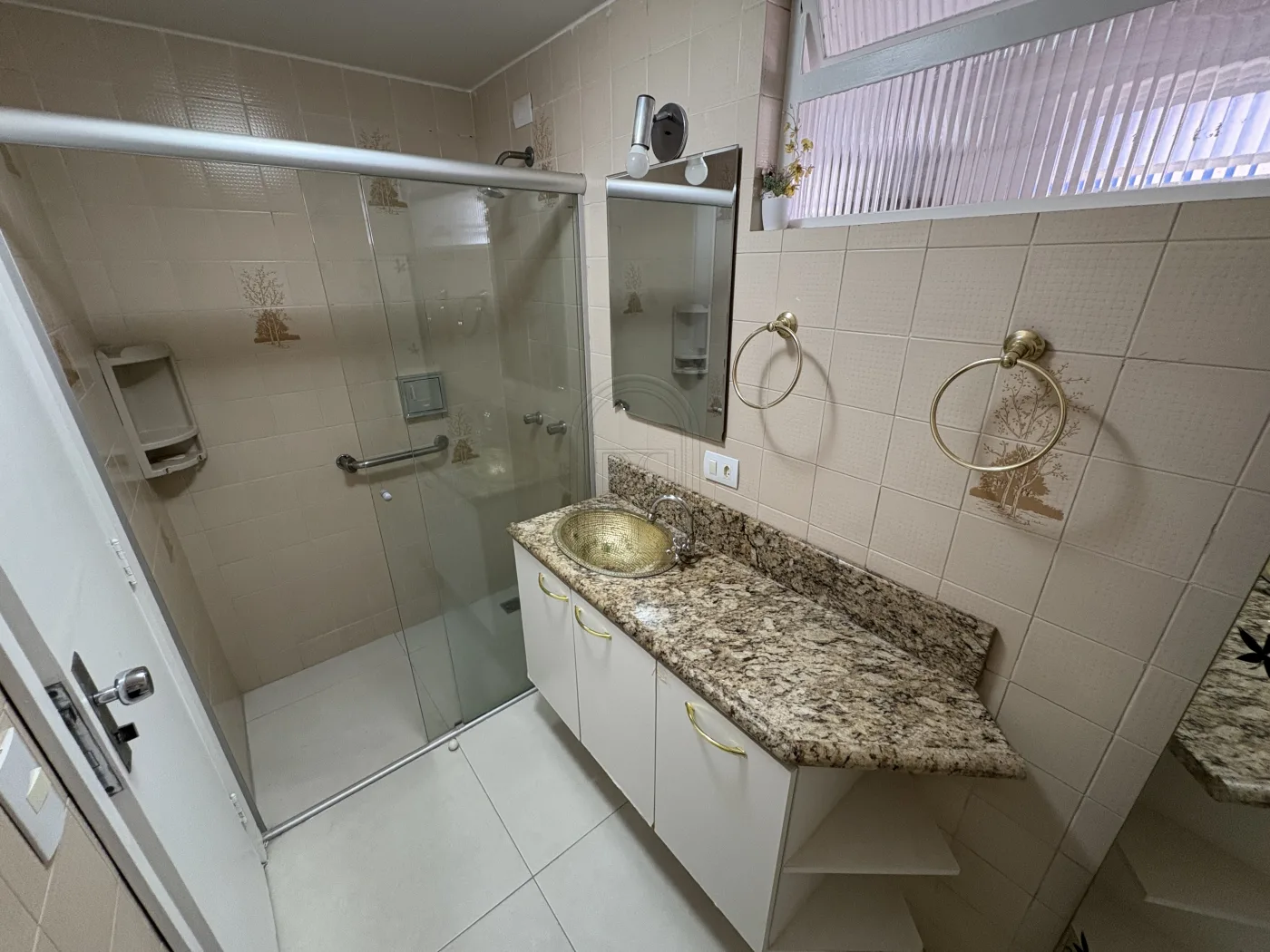 Comprar Apartamento / Padr&atilde;o em Londrina R$ 530.000,00 - Foto 10