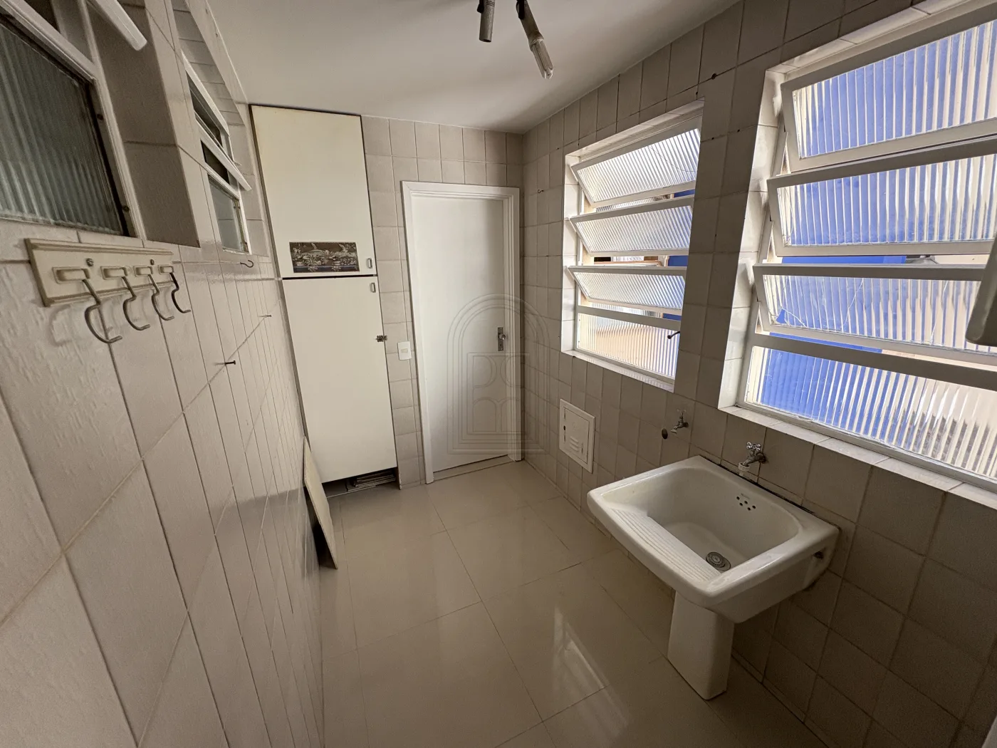 Comprar Apartamento / Padr&atilde;o em Londrina R$ 530.000,00 - Foto 18