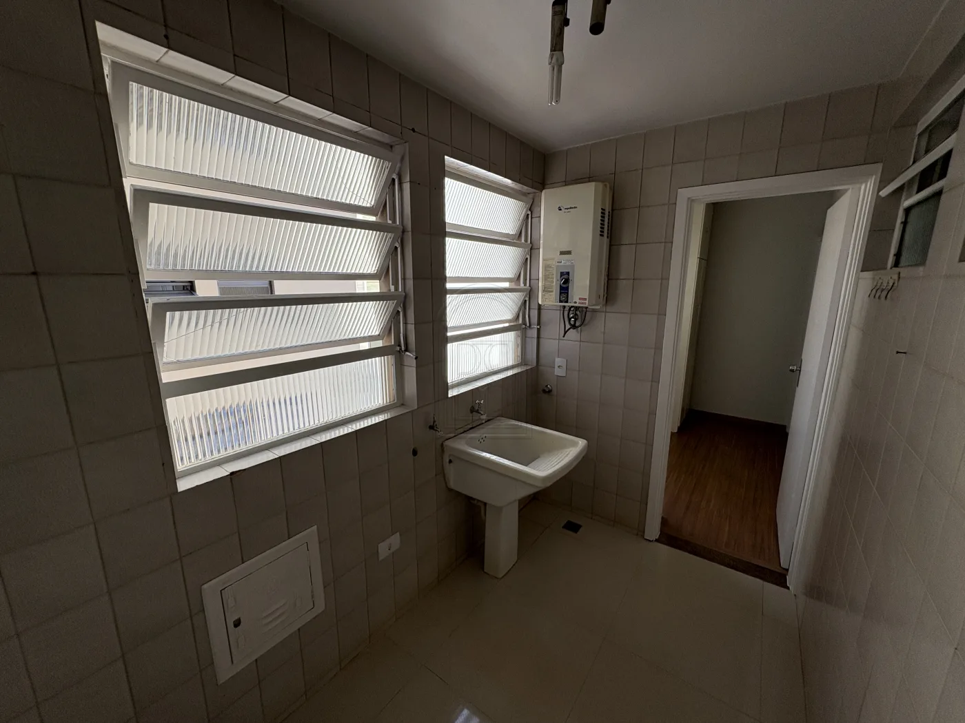 Comprar Apartamento / Padr&atilde;o em Londrina R$ 530.000,00 - Foto 19