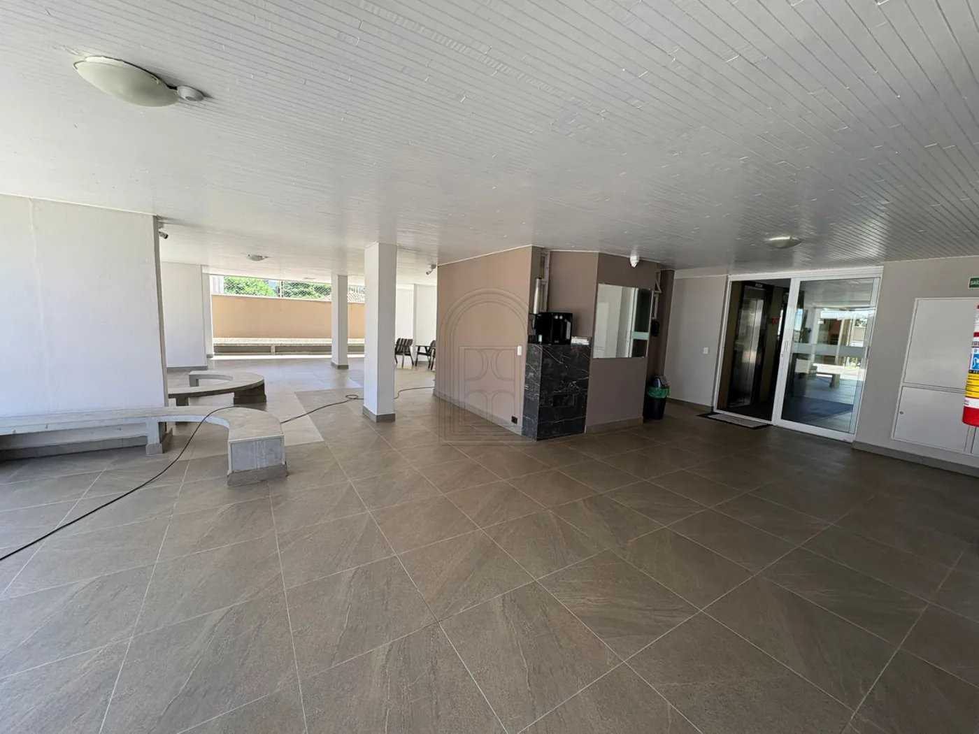 Comprar Apartamento / Padr&atilde;o em Londrina R$ 530.000,00 - Foto 27