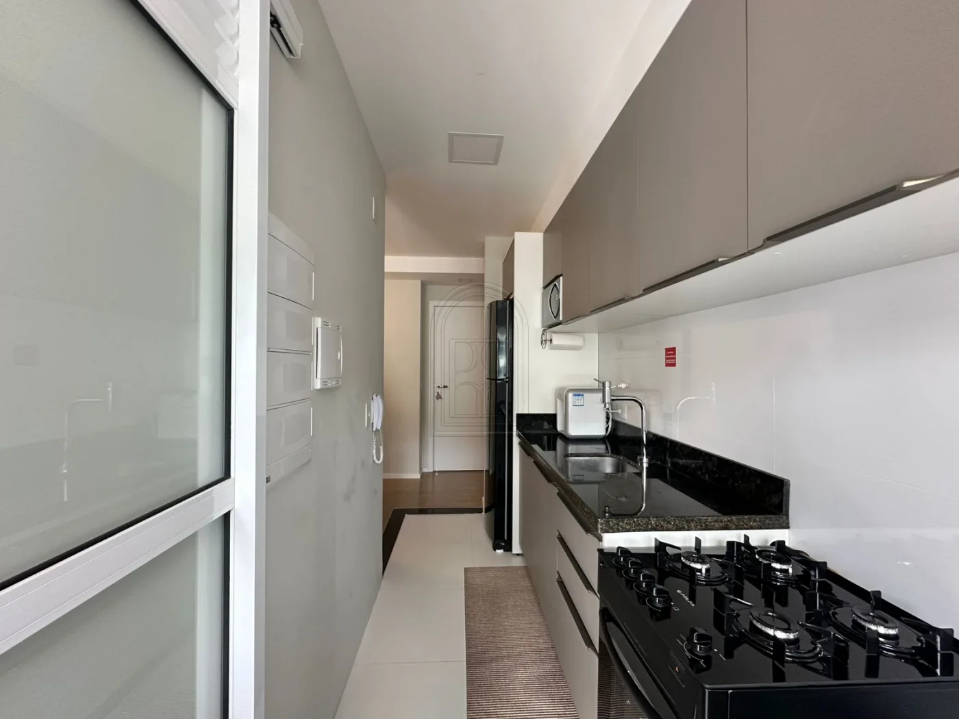 Comprar Apartamento / Padr&atilde;o em Londrina R$ 780.000,00 - Foto 4