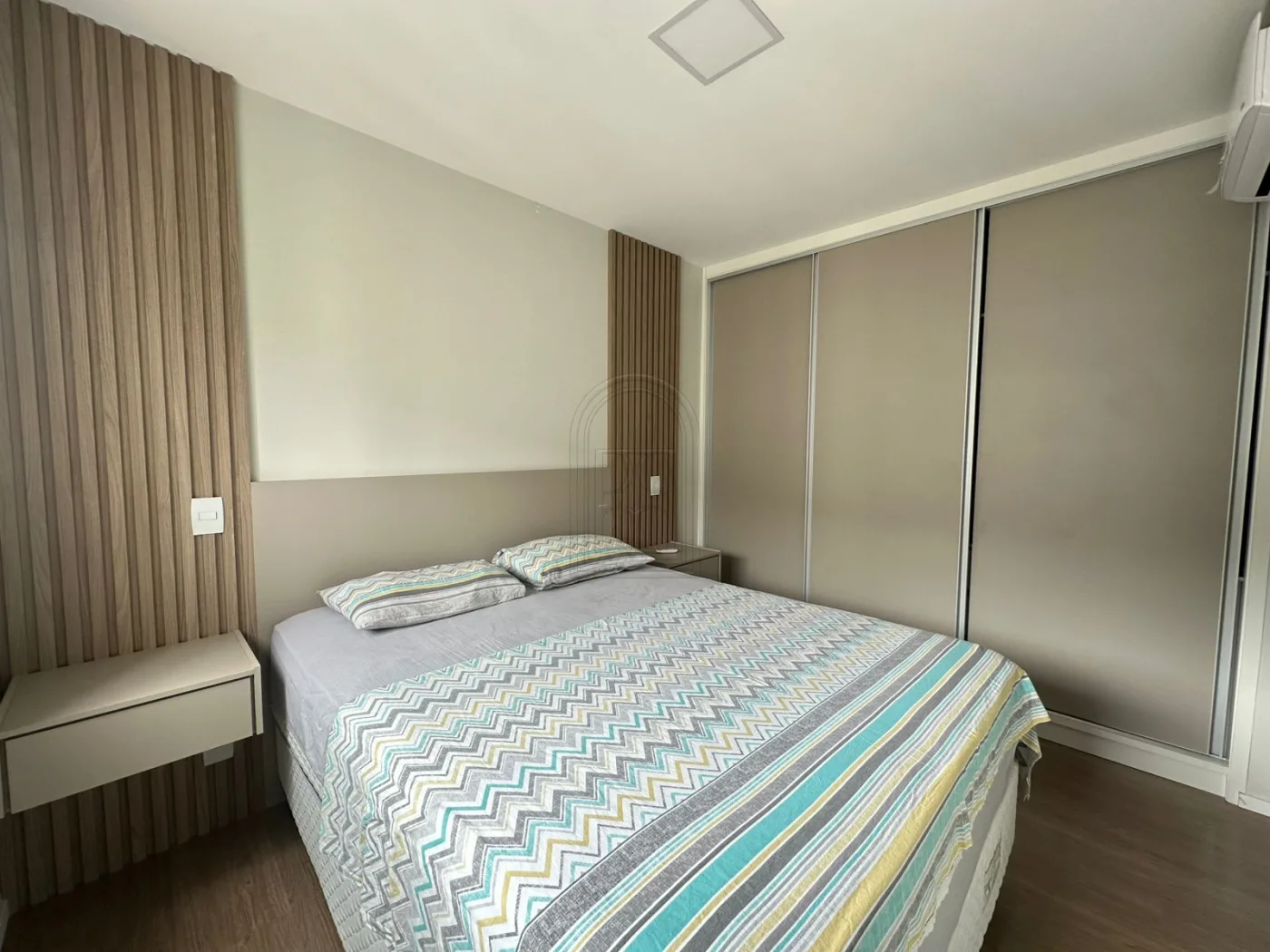 Comprar Apartamento / Padr&atilde;o em Londrina R$ 780.000,00 - Foto 8