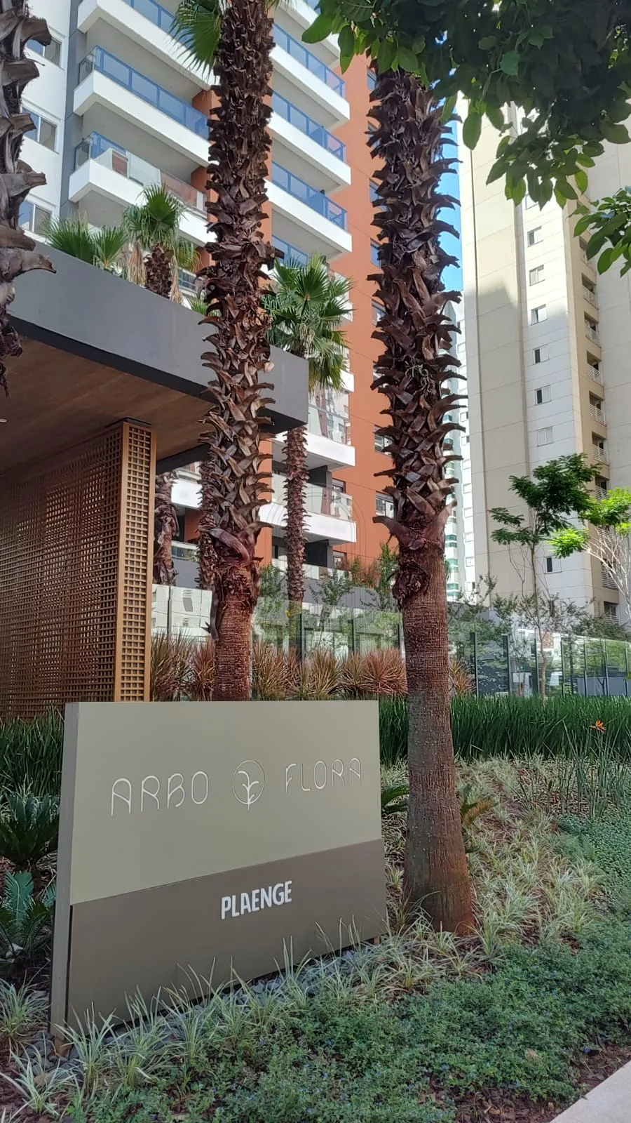 Comprar Apartamento / Padr&atilde;o em Londrina R$ 1.600.000,00 - Foto 2