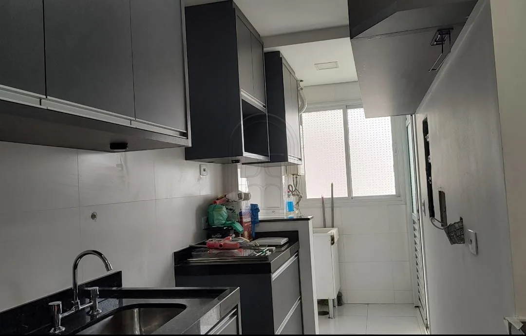 Comprar Apartamento / Padr&atilde;o em Londrina R$ 630.000,00 - Foto 3