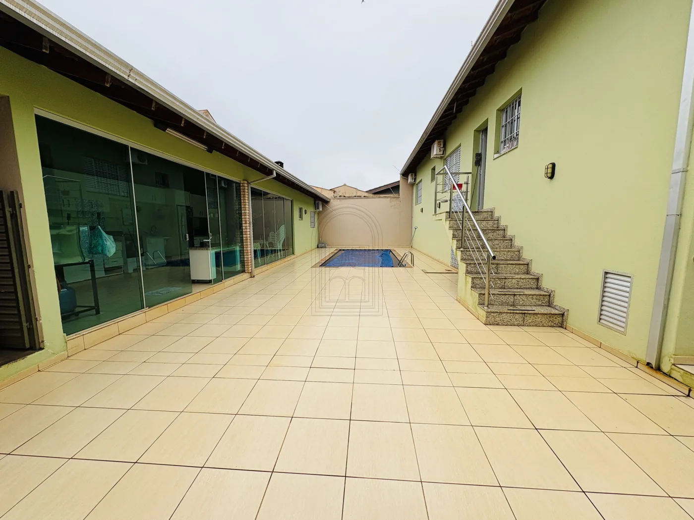 Comprar Casa / Padr&atilde;o em Londrina R$ 980.000,00 - Foto 7