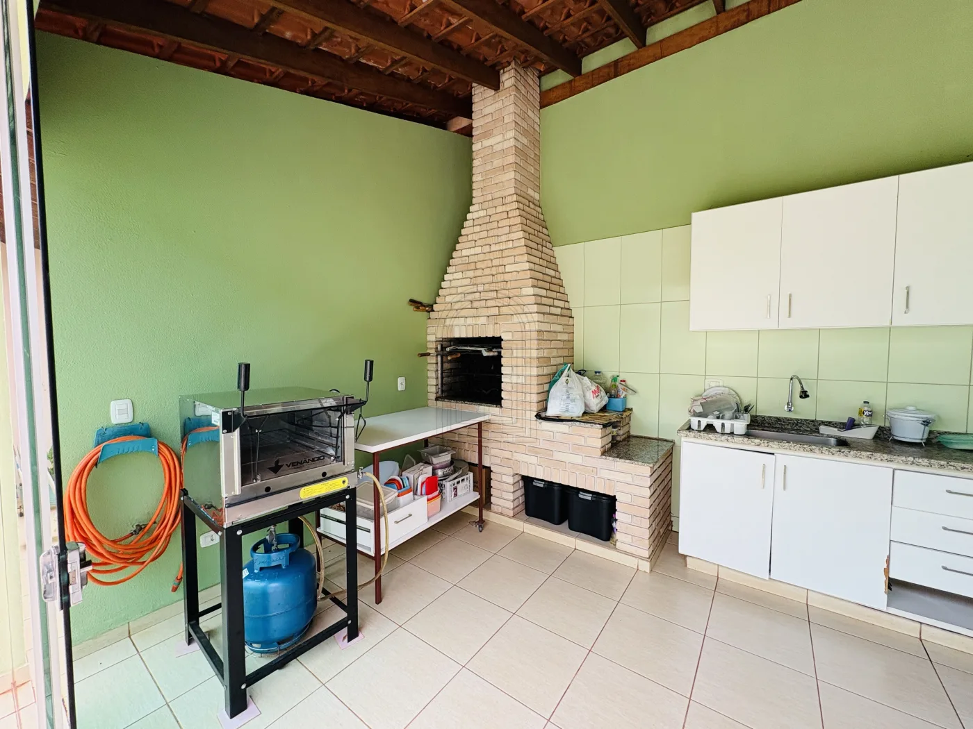 Comprar Casa / Padr&atilde;o em Londrina R$ 980.000,00 - Foto 8